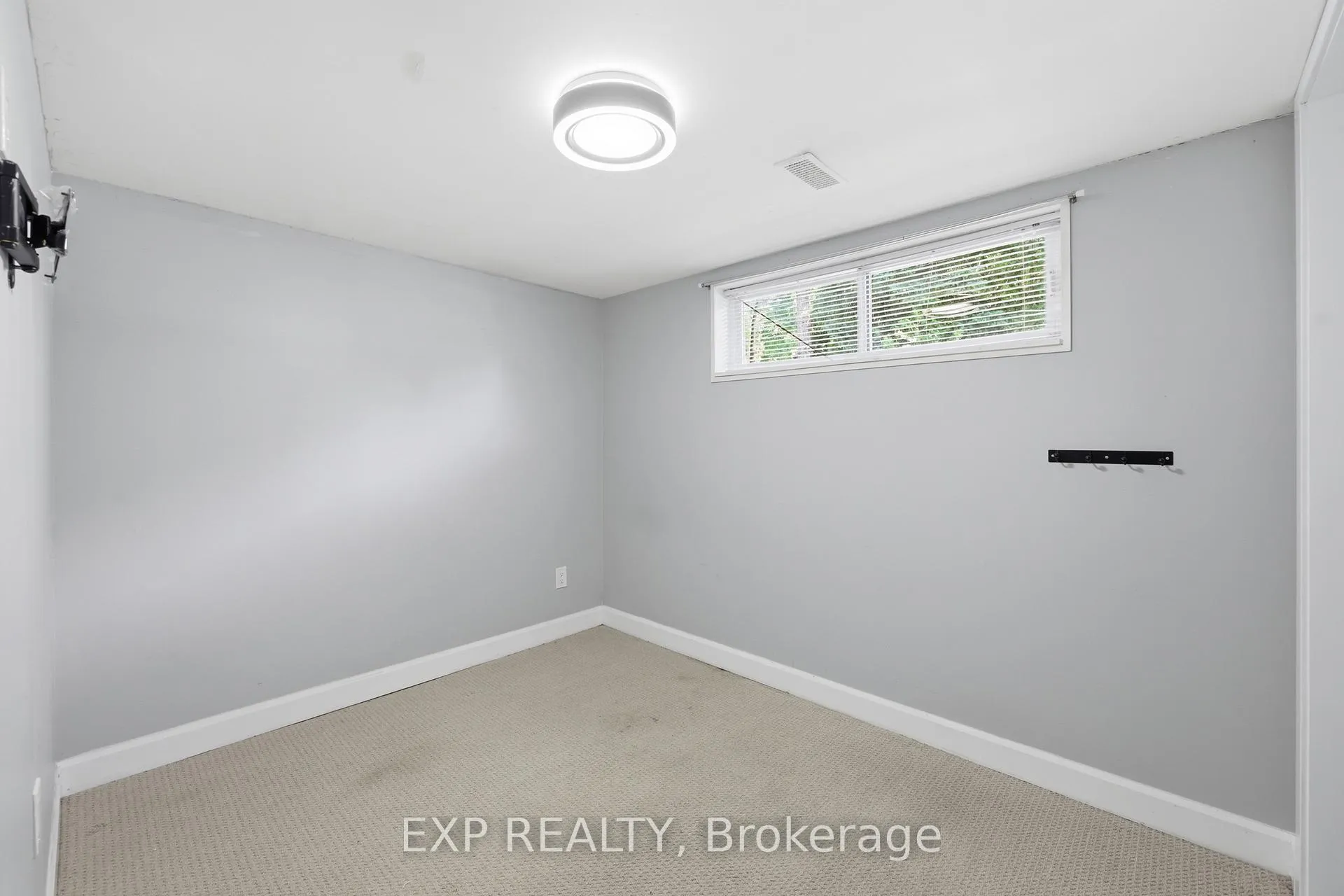 Photo 29 of 282 Harmony Road, Hamilton, Meadowlands — HOMEH