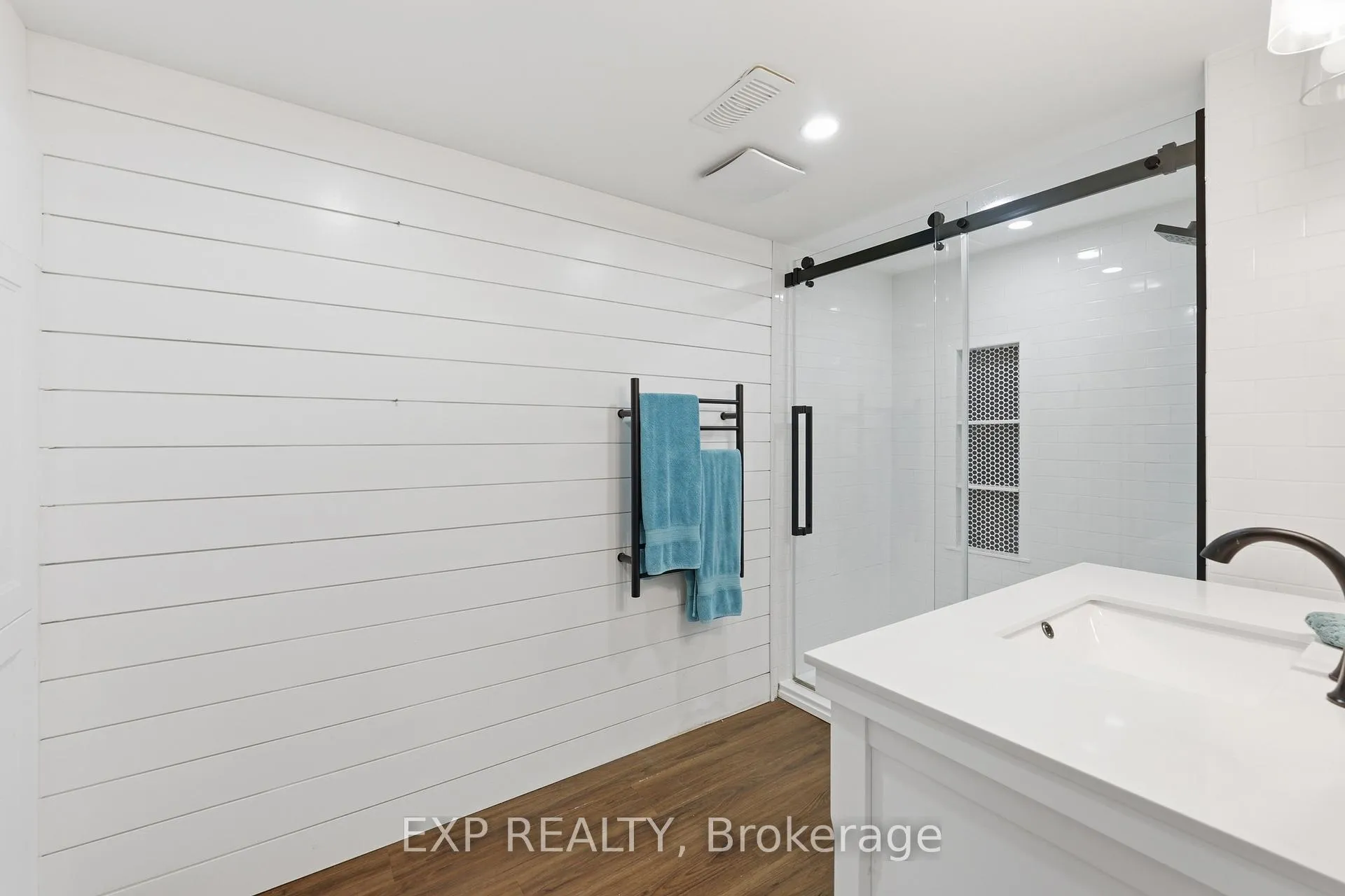 Photo 30 of 282 Harmony Road, Hamilton, Meadowlands — HOMEH