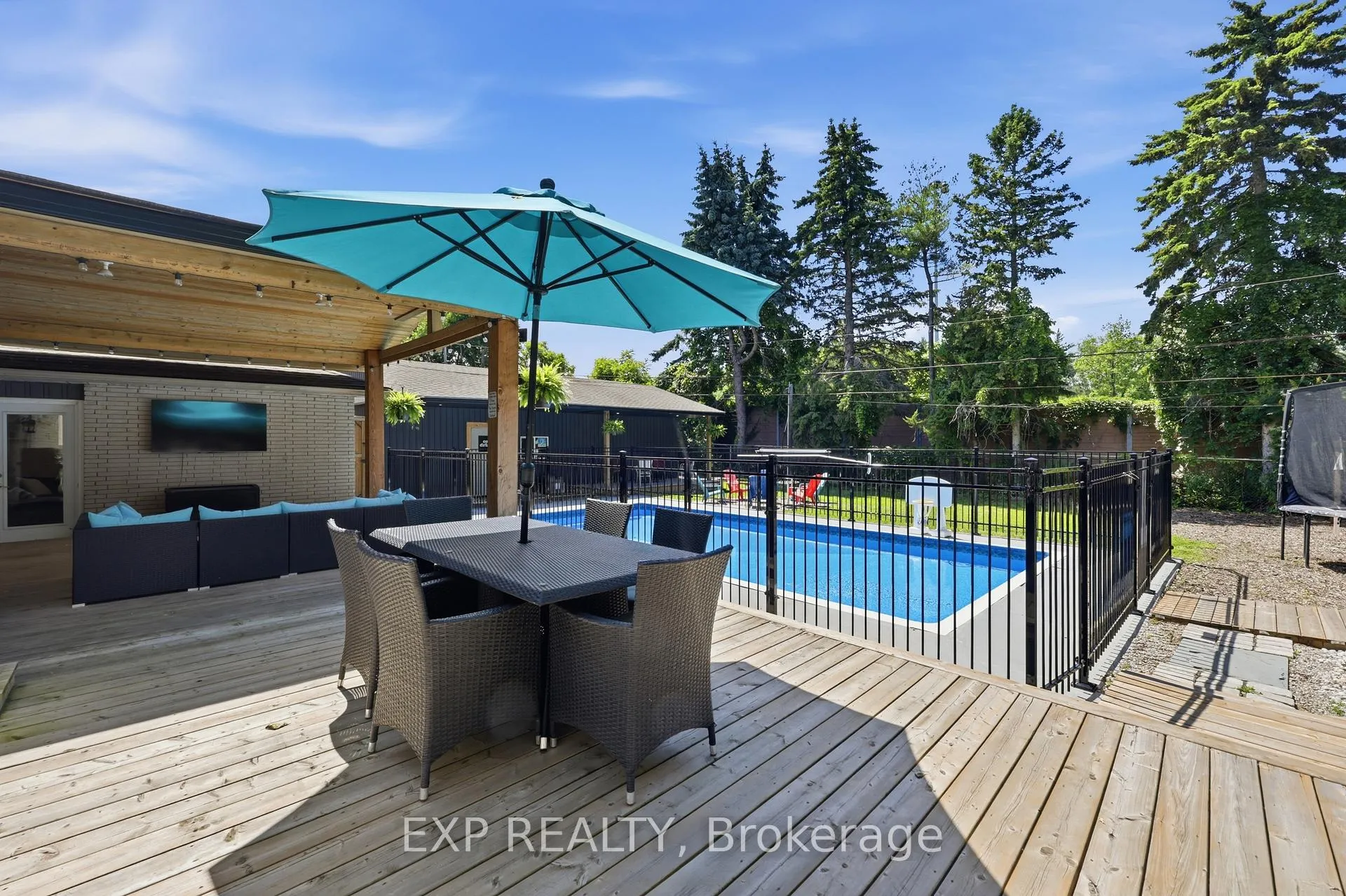 Photo 38 of 282 Harmony Road, Hamilton, Meadowlands — HOMEH