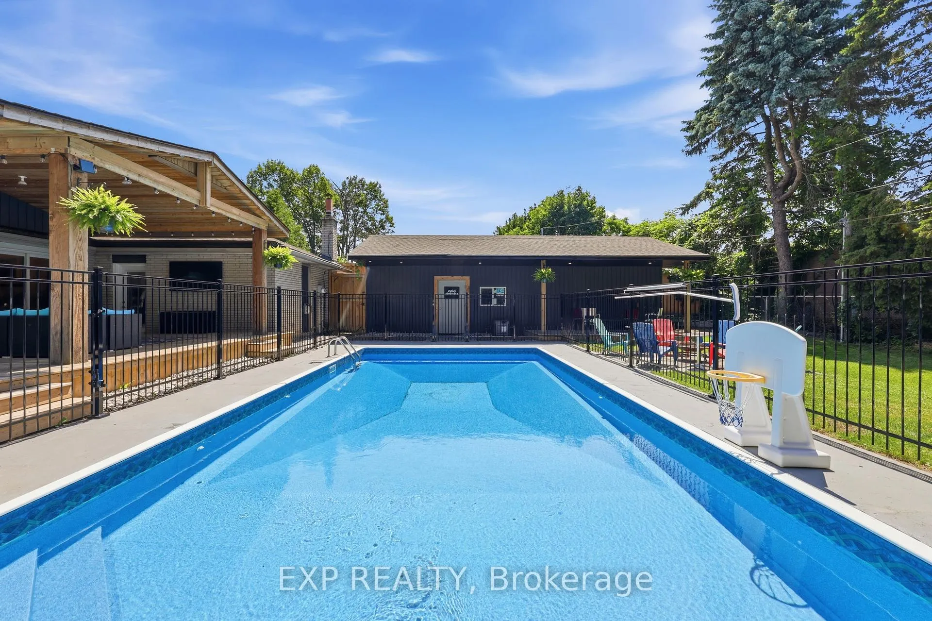 Photo 39 of 282 Harmony Road, Hamilton, Meadowlands — HOMEH