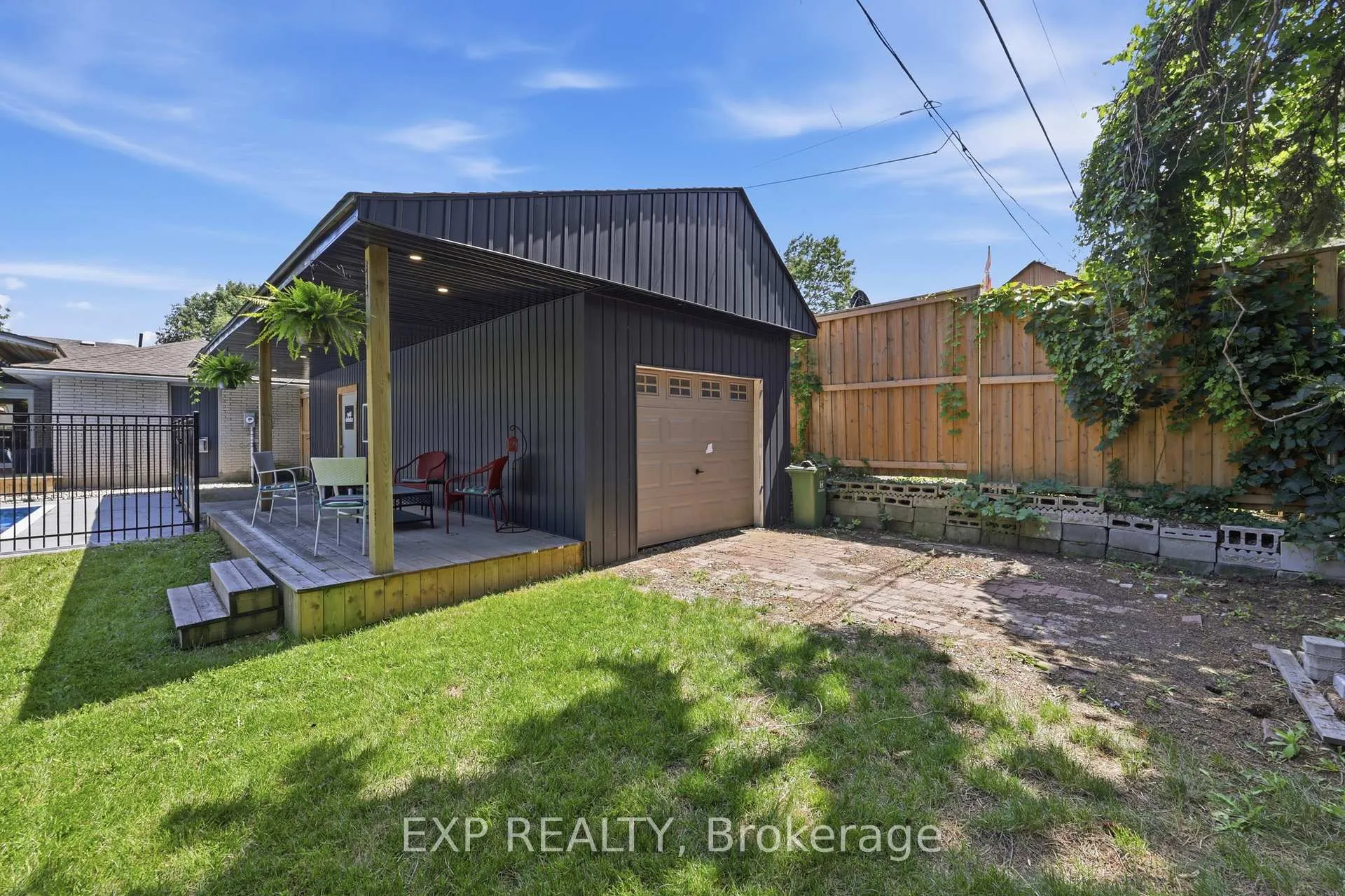 Photo 41 of 282 Harmony Road, Hamilton, Meadowlands — HOMEH