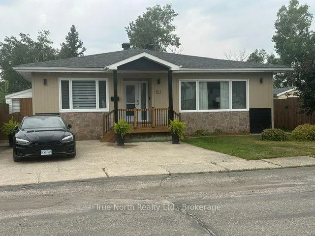 Photo 4 of 5 Devonshire Street, Kapuskasing — HOMEH