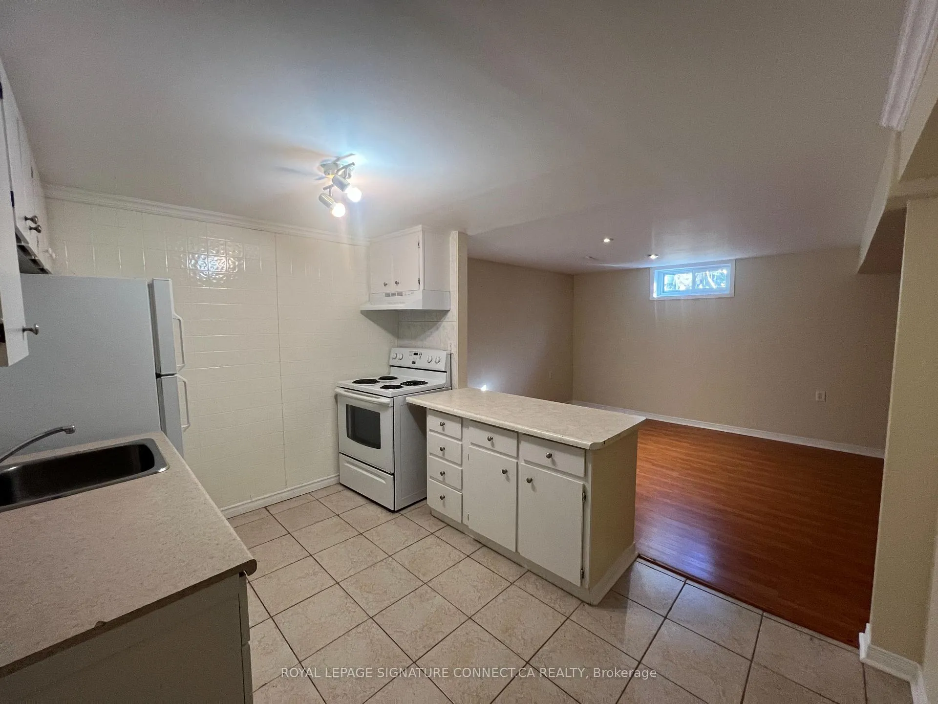 Photo 6 of Unit Bsmt, 897 Marinet Crescent, Pickering, West Shore — HOMEH