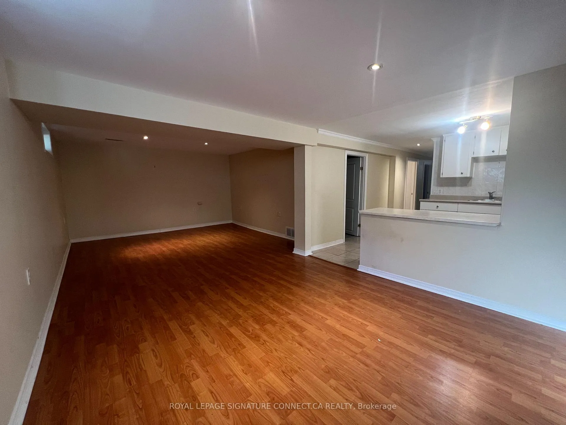 Photo 19 of Unit Bsmt, 897 Marinet Crescent, Pickering, West Shore — HOMEH