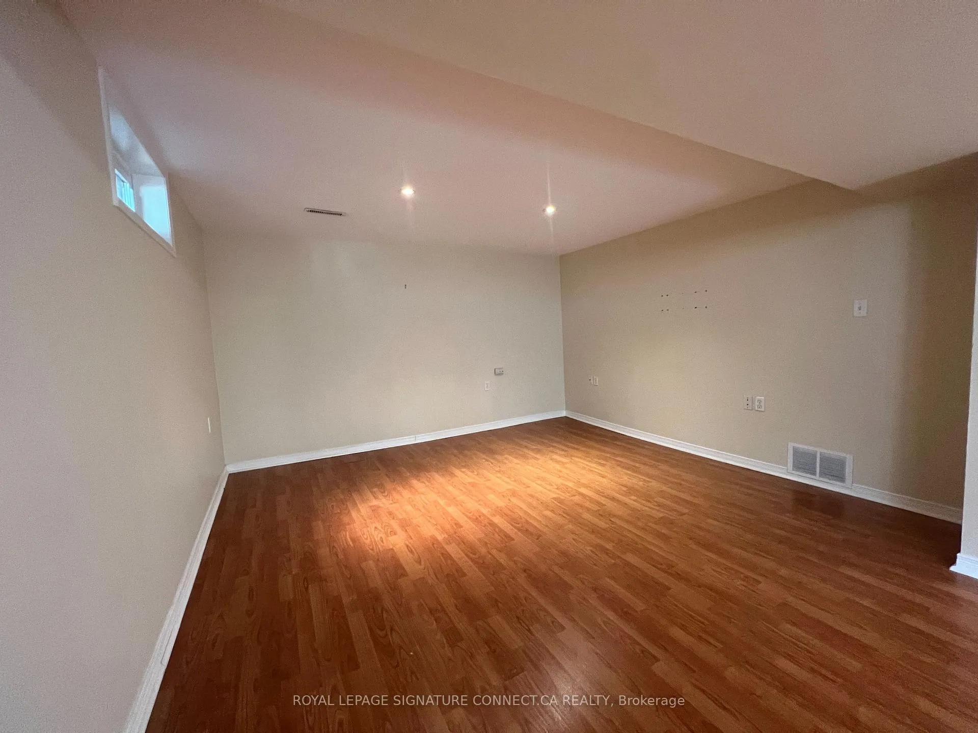 Photo 20 of Unit Bsmt, 897 Marinet Crescent, Pickering, West Shore — HOMEH