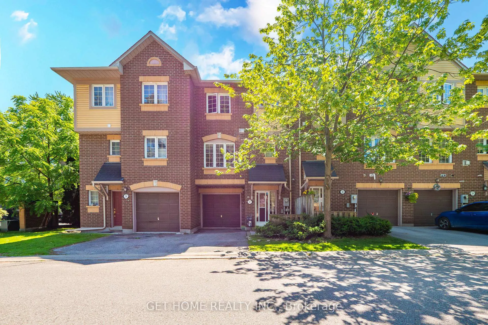 Photo 2 of Unit 27, 1735 Walnut Lane, Pickering, Town Centre — HOMEH