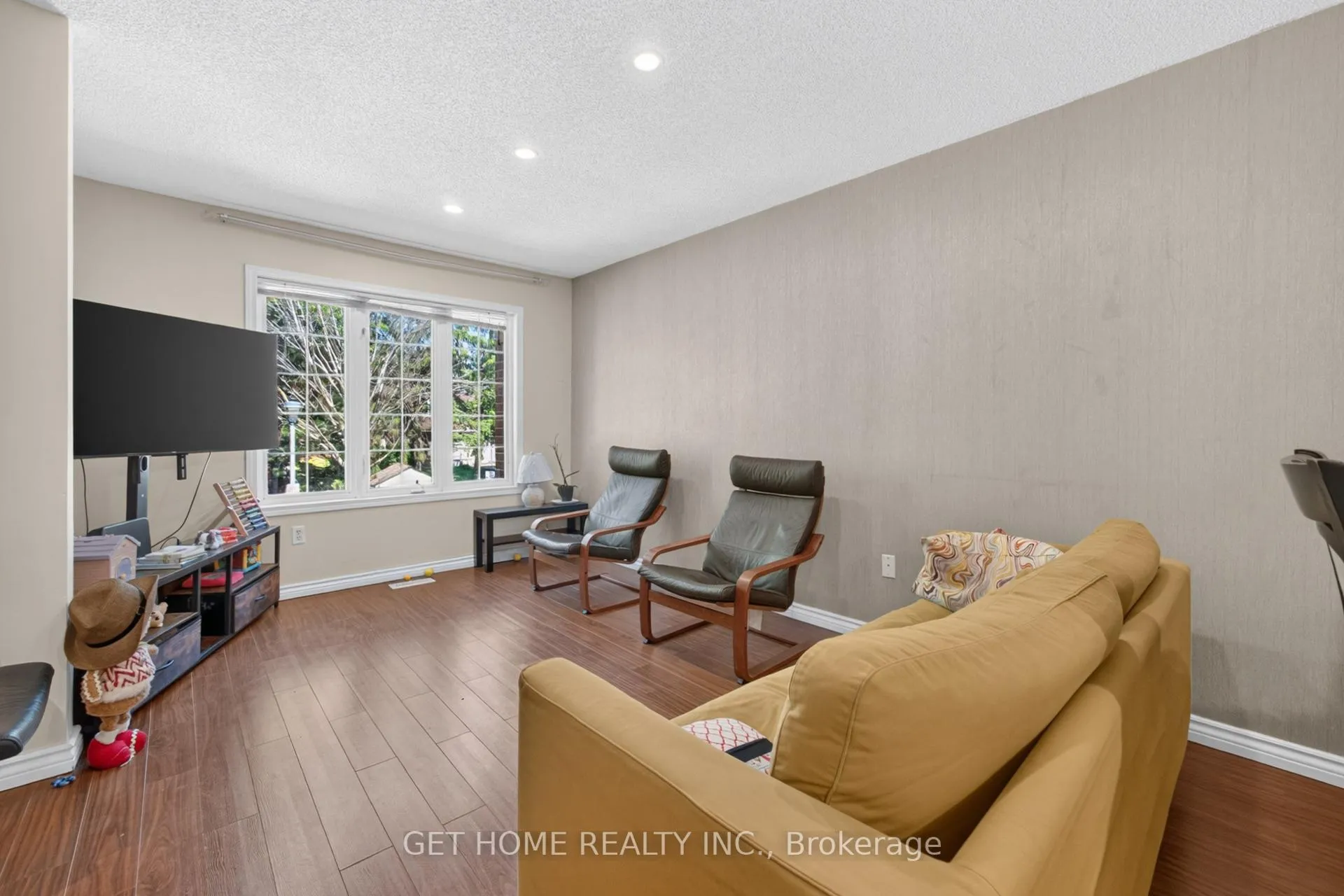 Photo 13 of Unit 27, 1735 Walnut Lane, Pickering, Town Centre — HOMEH