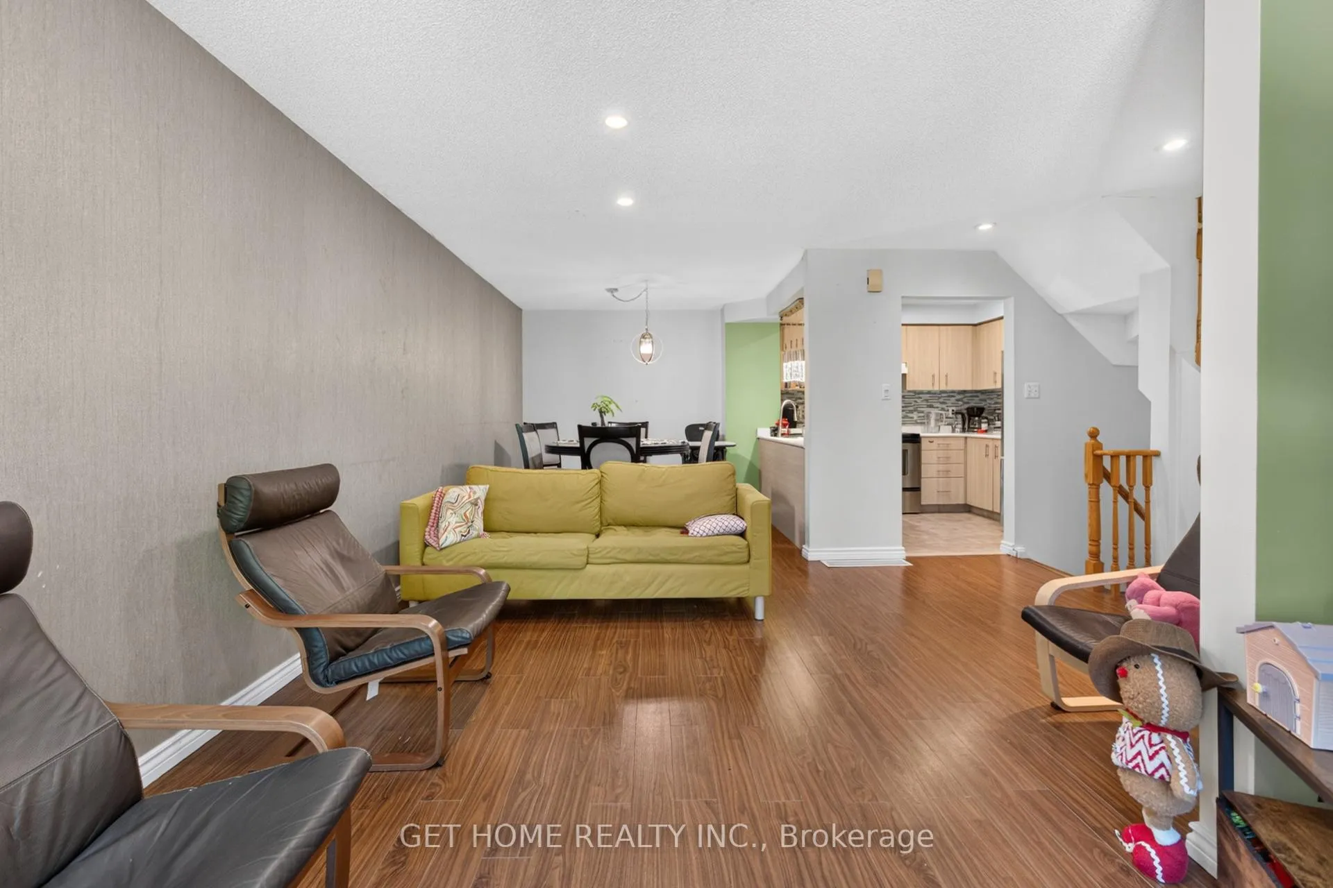 Photo 16 of Unit 27, 1735 Walnut Lane, Pickering, Town Centre — HOMEH