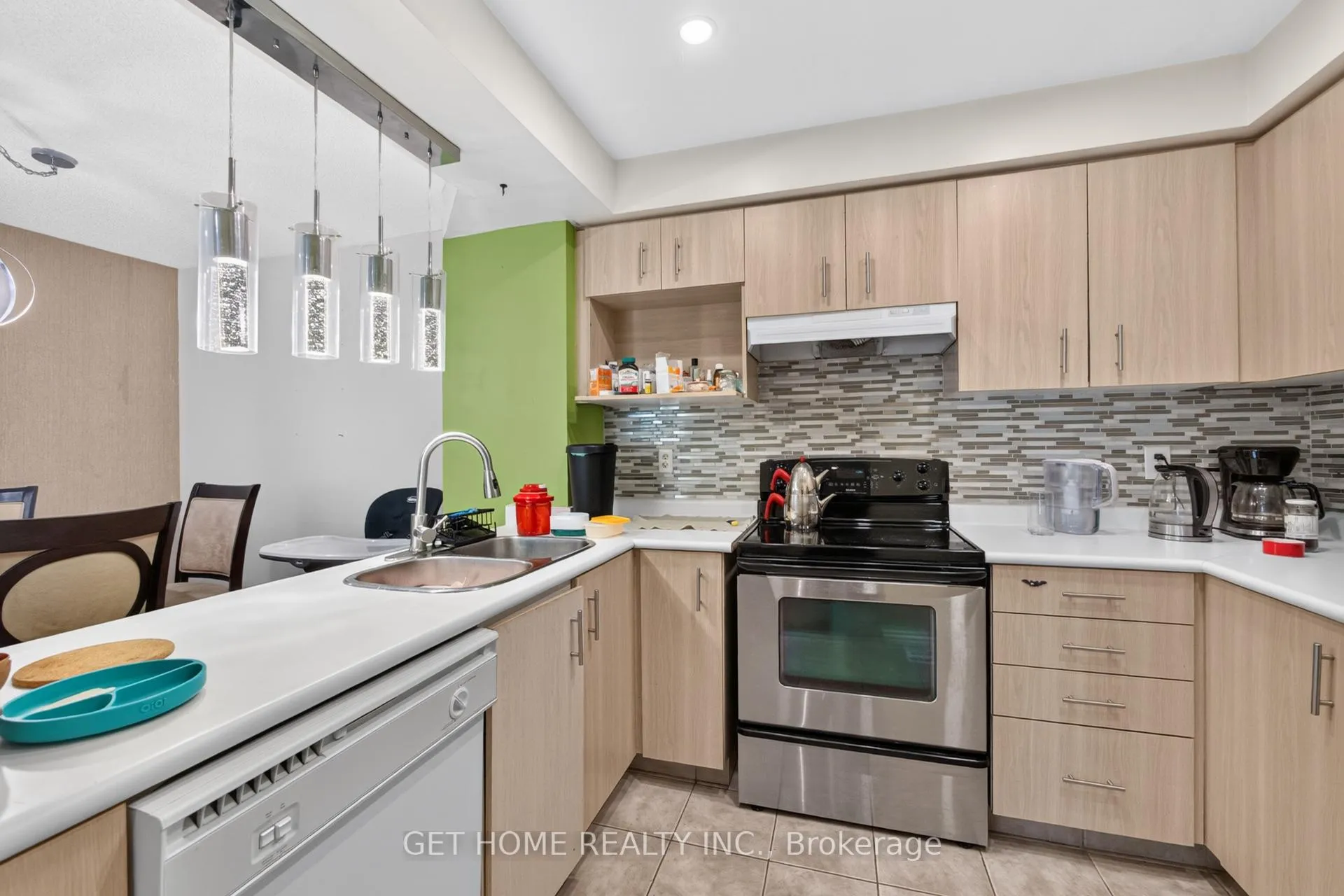 Photo 21 of Unit 27, 1735 Walnut Lane, Pickering, Town Centre — HOMEH