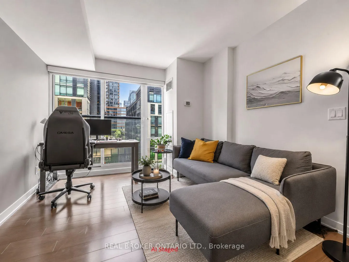 Front of Unit 407, 170 Fort York Boulevard