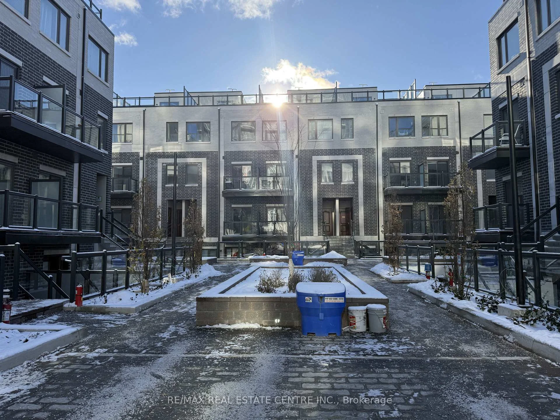 Photo 4 of Unit 307, 3445 Sheppard Avenue E, Scarborough, Tam O'Shanter-Sullivan — HOMEH