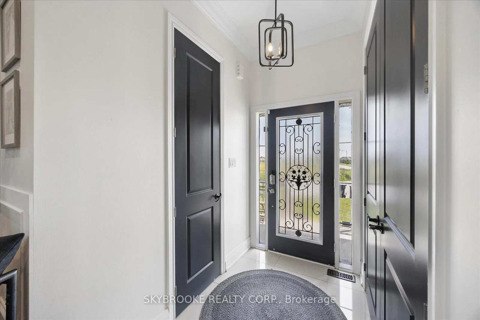 Photo 5 of 1150 Wharram Way, Innisfil, Lefroy — HOMEH