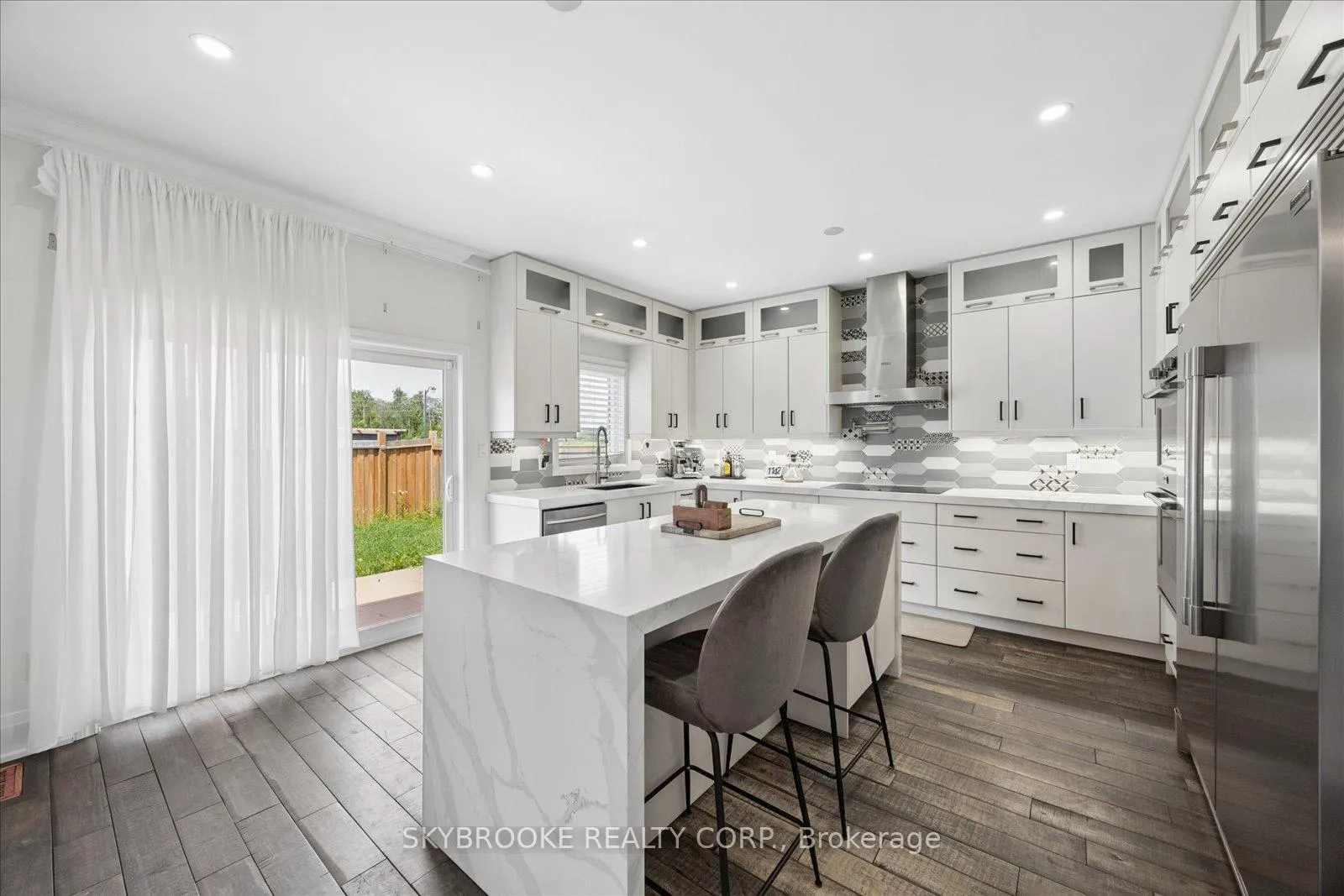 Photo 14 of 1150 Wharram Way, Innisfil, Lefroy — HOMEH