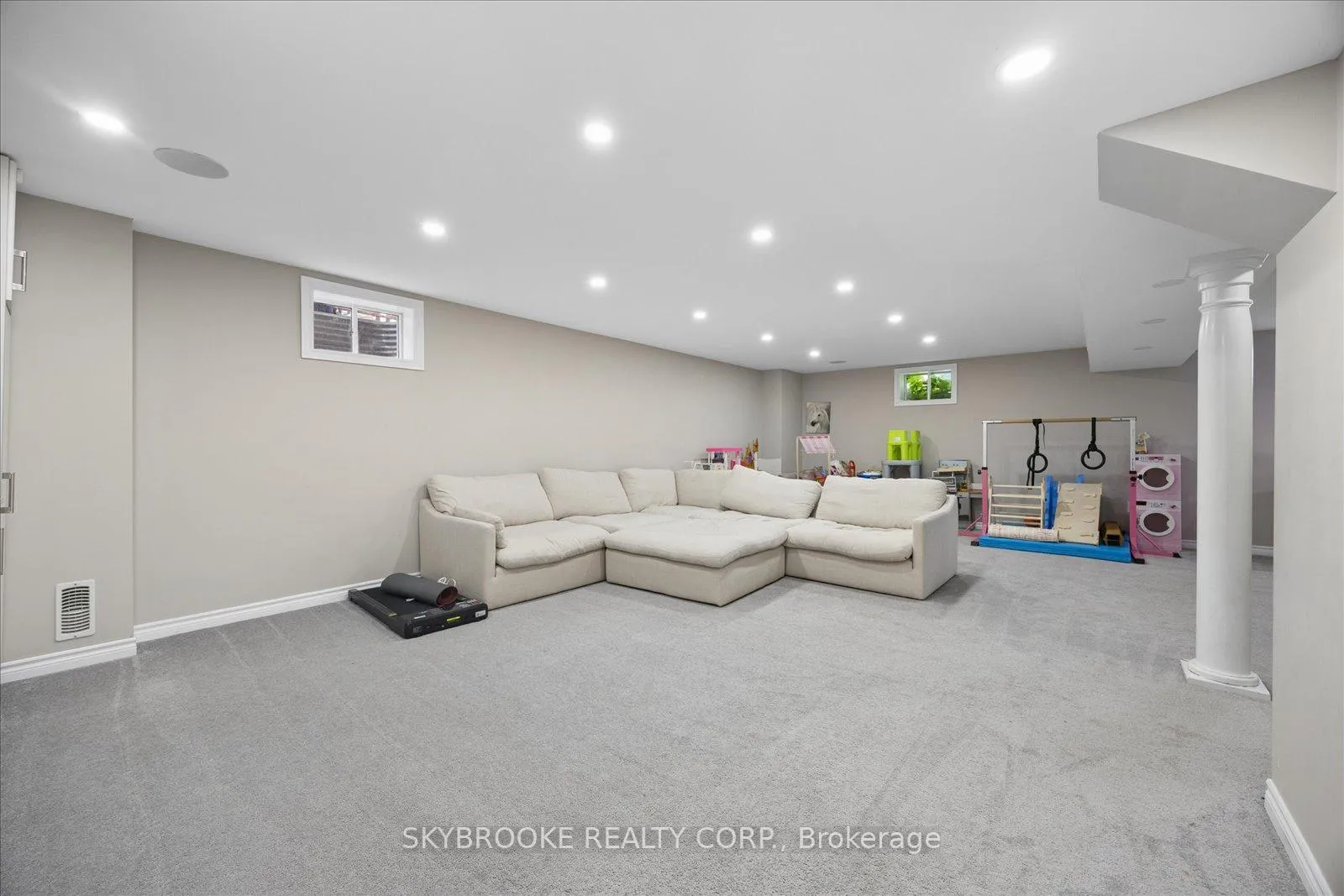 Photo 36 of 1150 Wharram Way, Innisfil, Lefroy — HOMEH