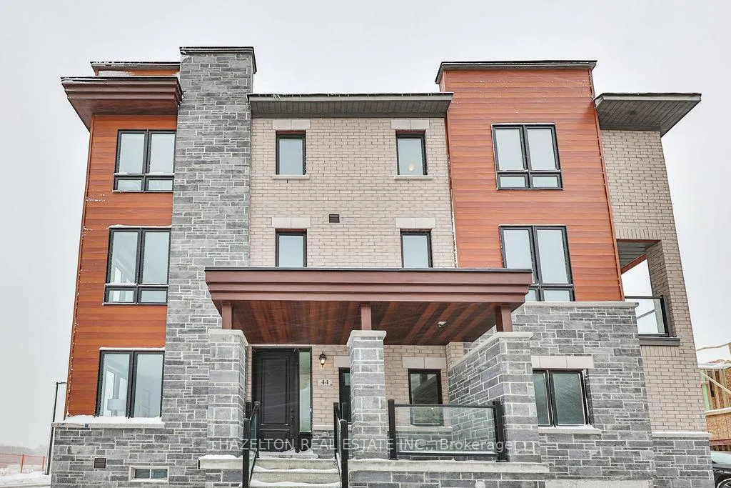 Photo 1 of 44 Dockside Way, Whitby, Port Whitby — HOMEH