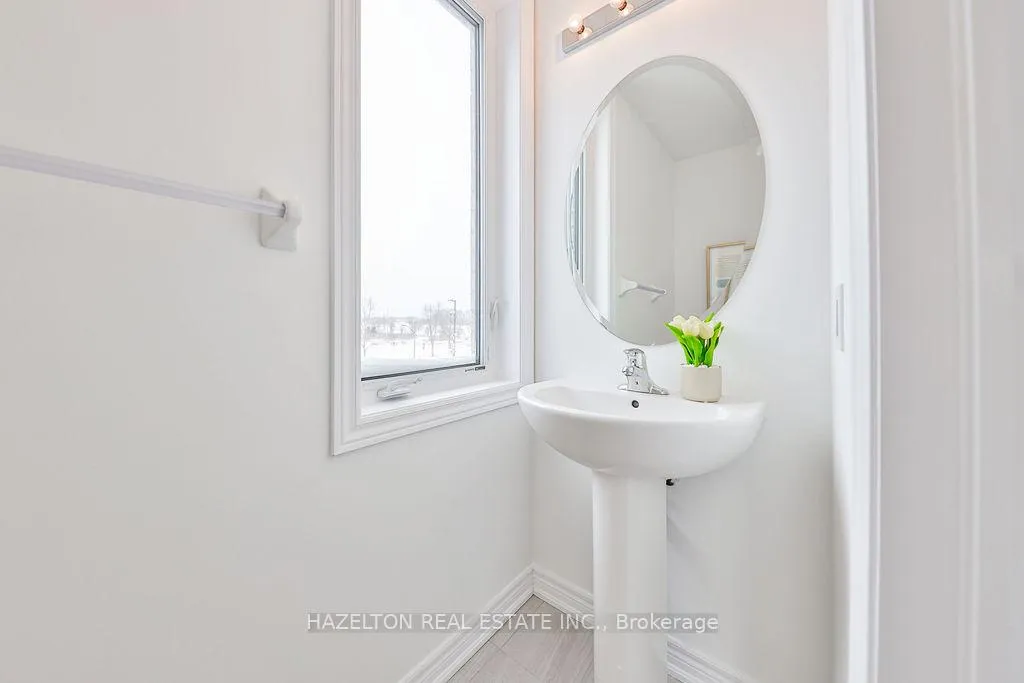 Photo 11 of 44 Dockside Way, Whitby, Port Whitby — HOMEH