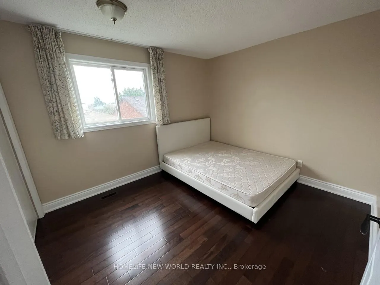 Photo 21 of 24 Kemsing Court, Markham, Milliken Mills West — HOMEH