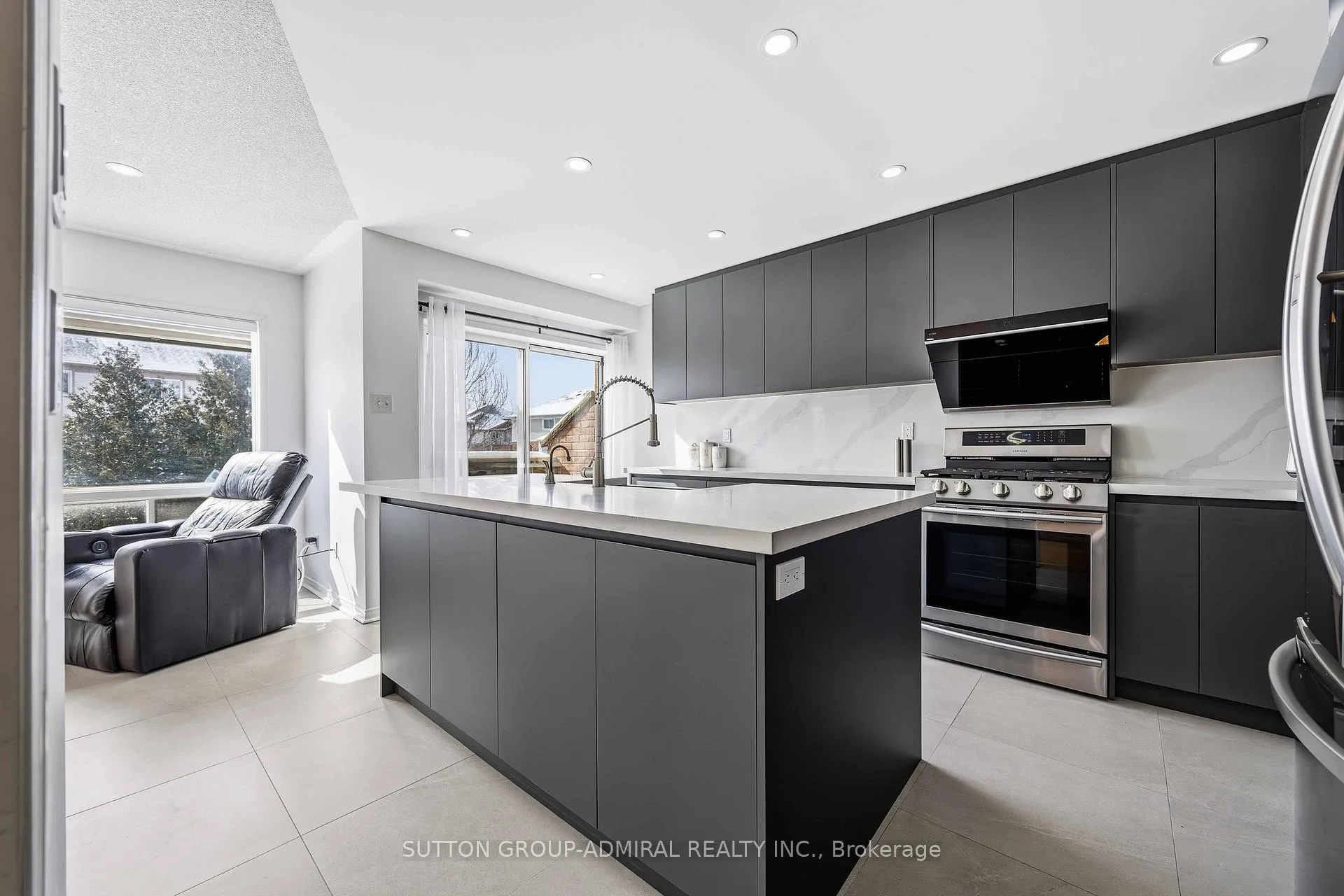 Photo 15 of 75 James Scott Road, Markham, Vinegar Hill — HOMEH