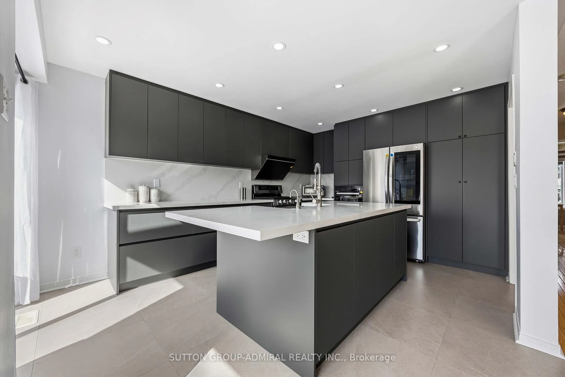 Photo 18 of 75 James Scott Road, Markham, Vinegar Hill — HOMEH