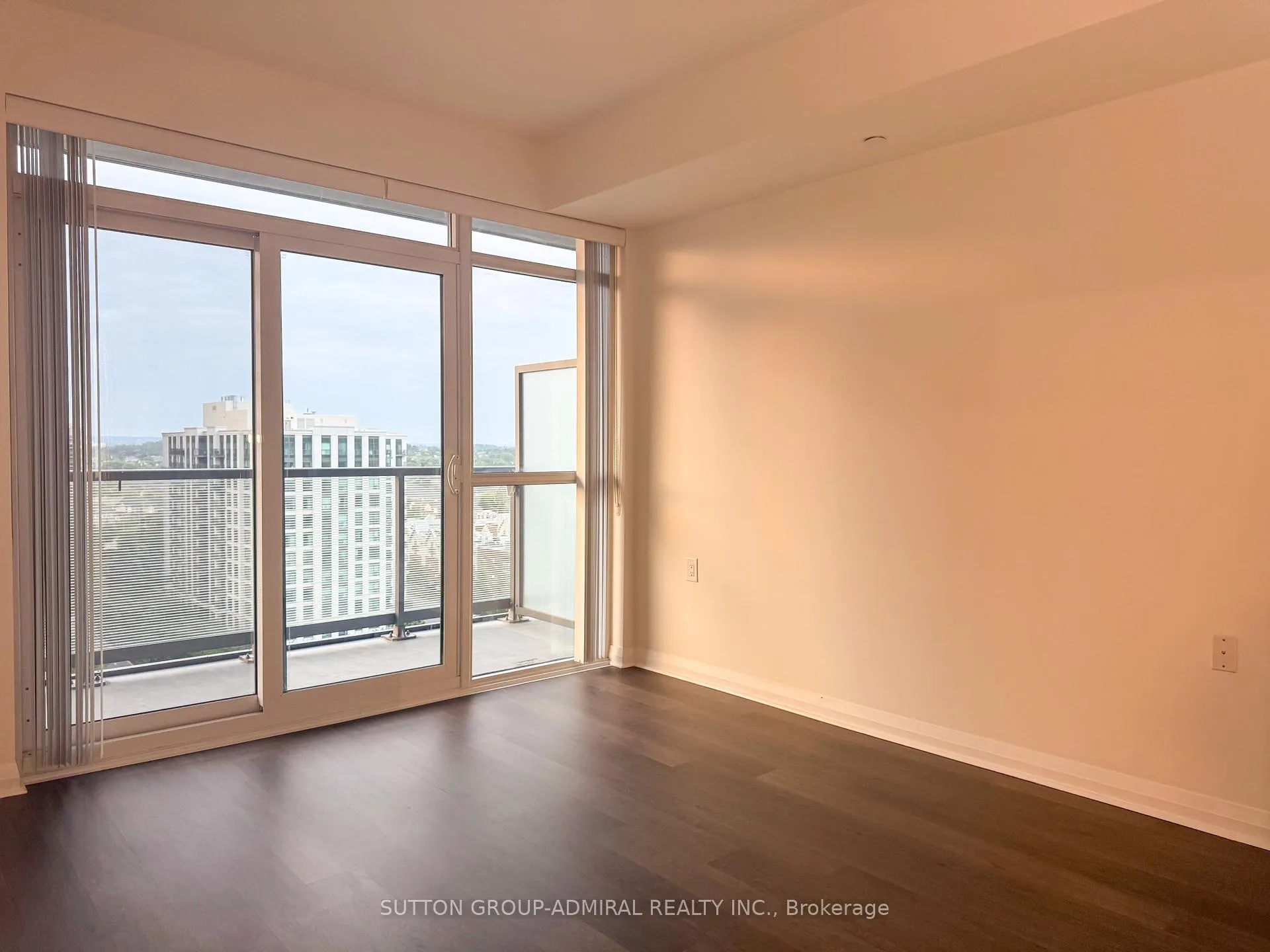 Photo 11 of Unit 1109, 55 Oneida Crescent, Richmond Hill, Langstaff — HOMEH
