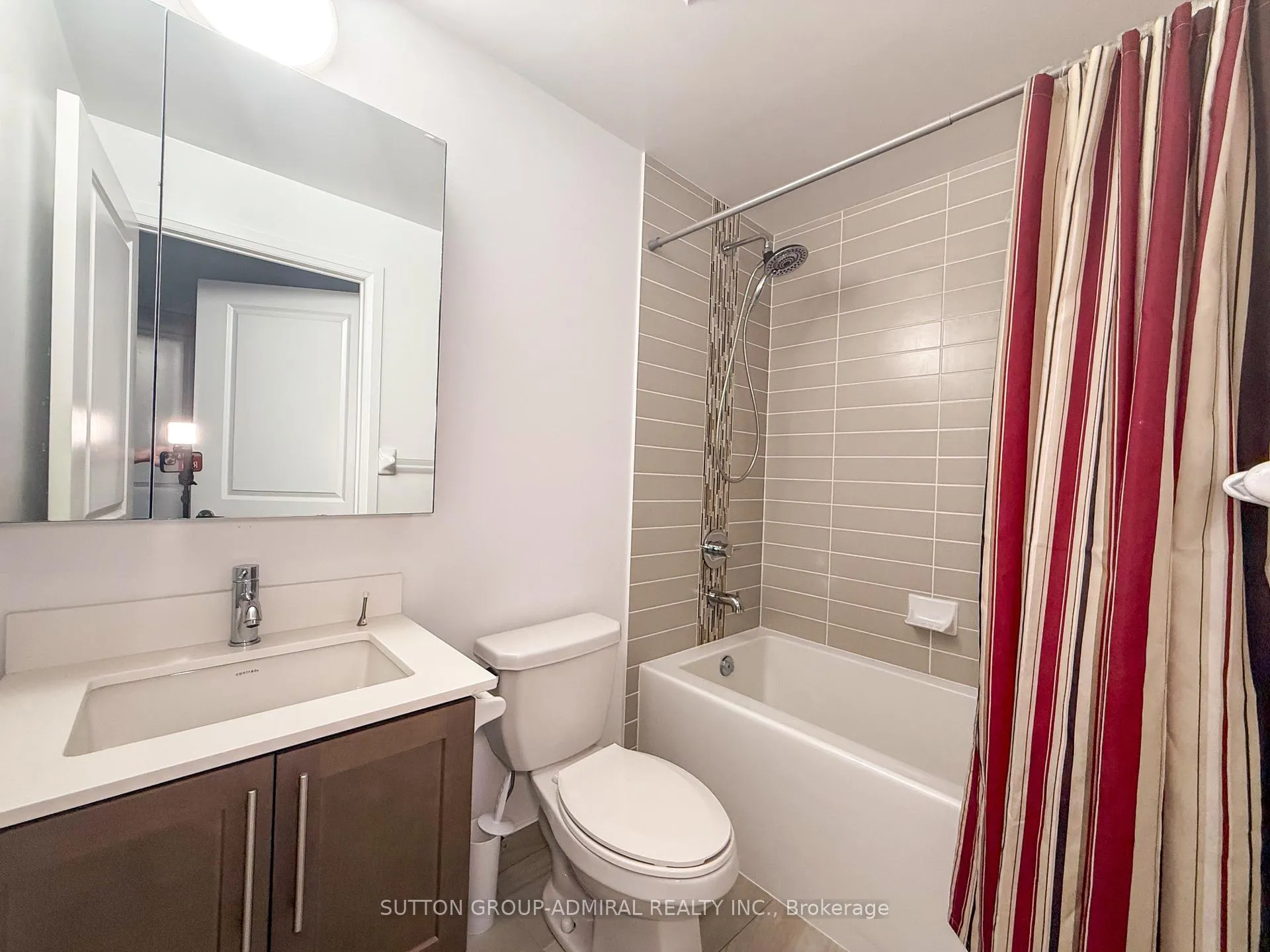 Photo 12 of Unit 1109, 55 Oneida Crescent, Richmond Hill, Langstaff — HOMEH