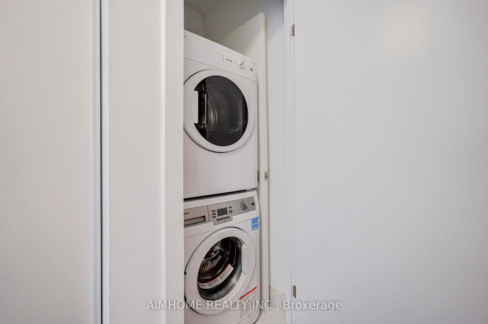 Photo 17 of Unit 1802, 56 Forest Manor Road, North York, Henry Farm — HOMEH