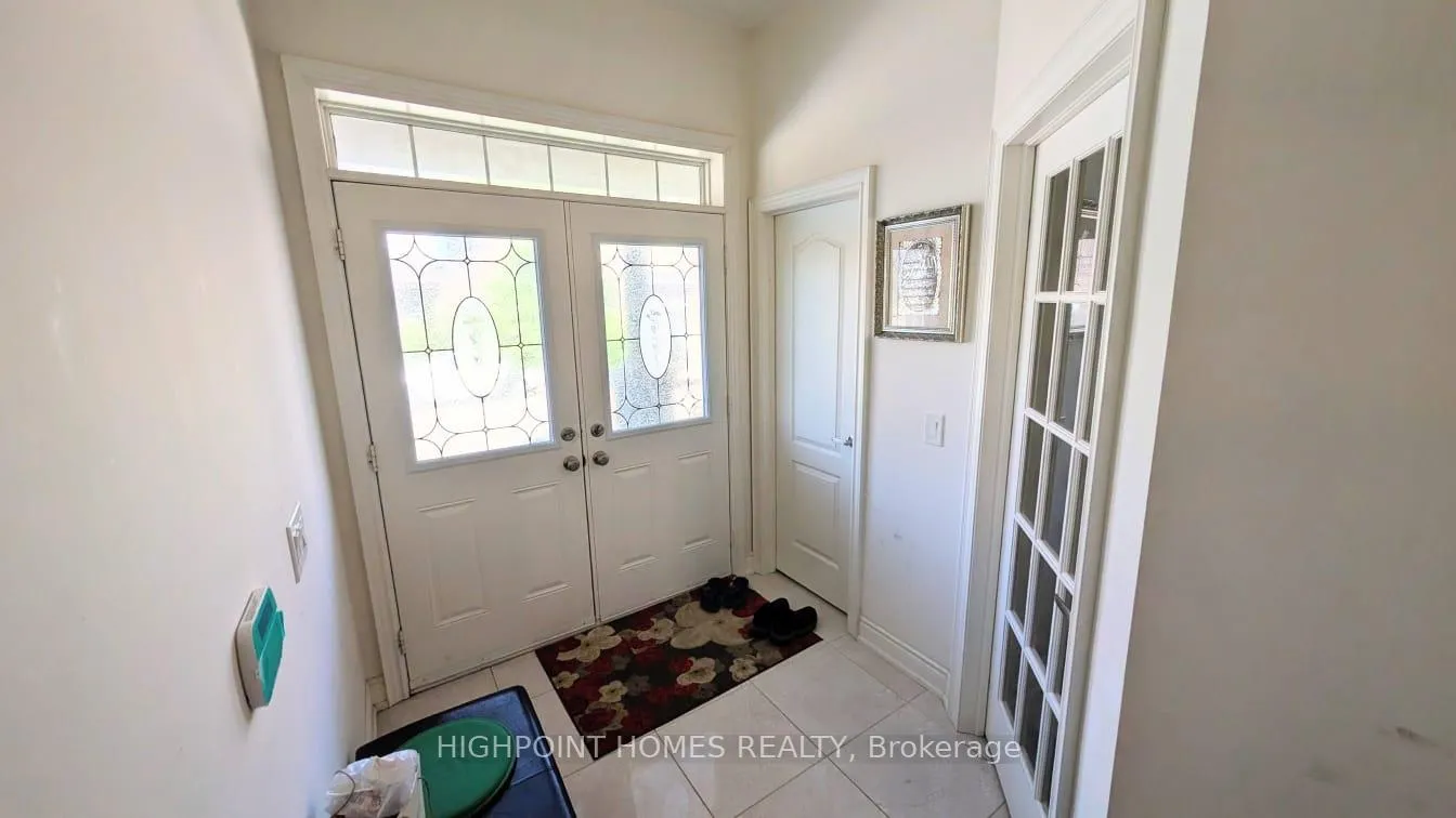 Photo 3 of Unit Upper, 1506 Mendelson Heights, Milton, Ford — HOMEH
