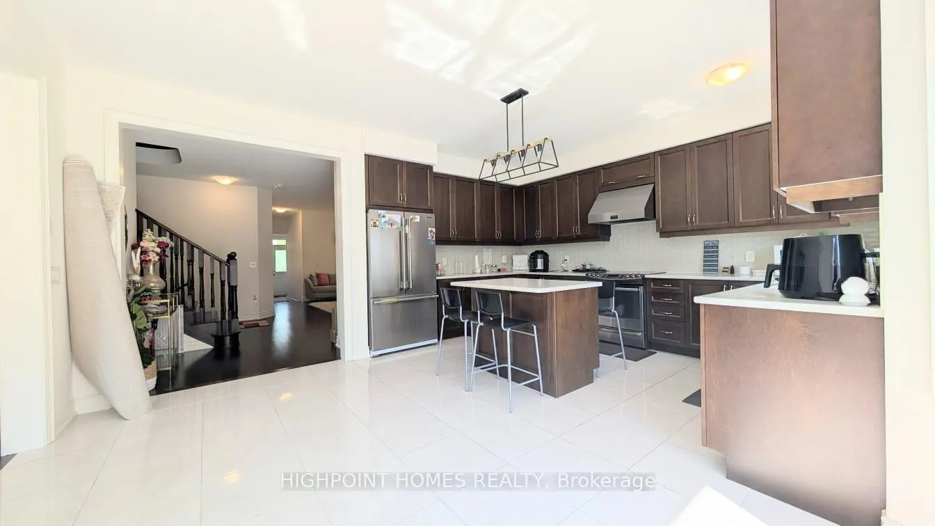 Photo 9 of Unit Upper, 1506 Mendelson Heights, Milton, Ford — HOMEH