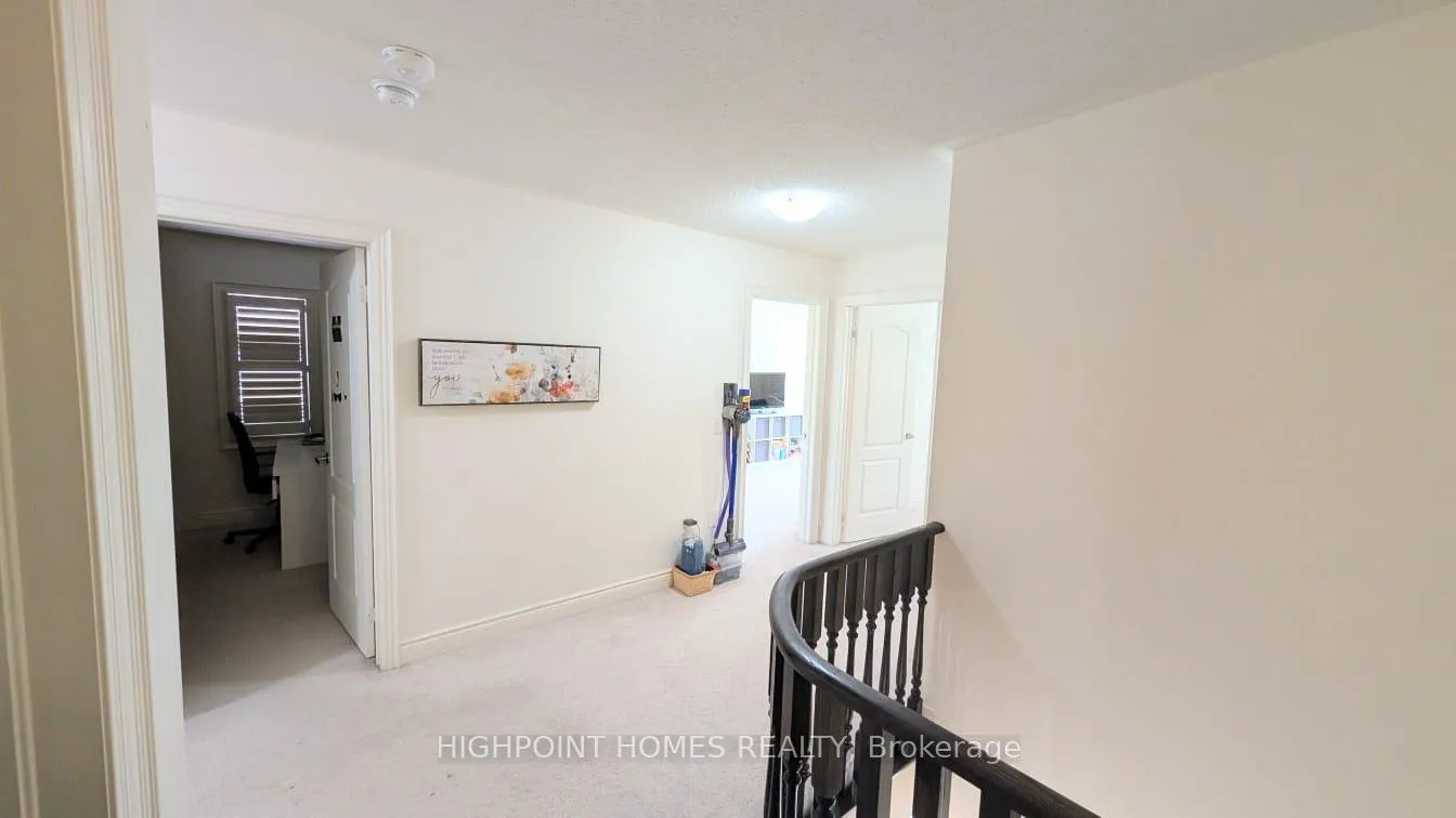 Photo 26 of Unit Upper, 1506 Mendelson Heights, Milton, Ford — HOMEH