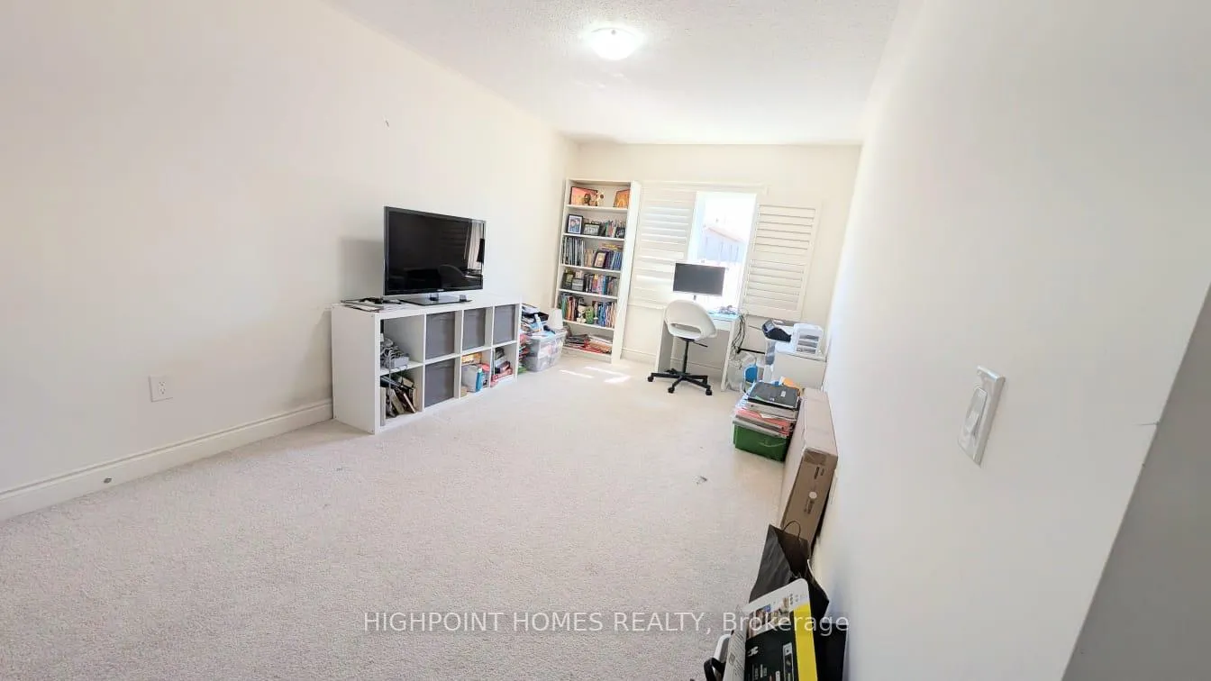 Photo 31 of Unit Upper, 1506 Mendelson Heights, Milton, Ford — HOMEH