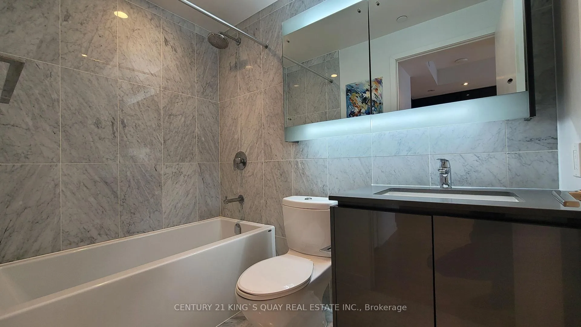 Photo 8 of Unit 1708, 115 McMahon Drive, North York, Bayview Village — HOMEH