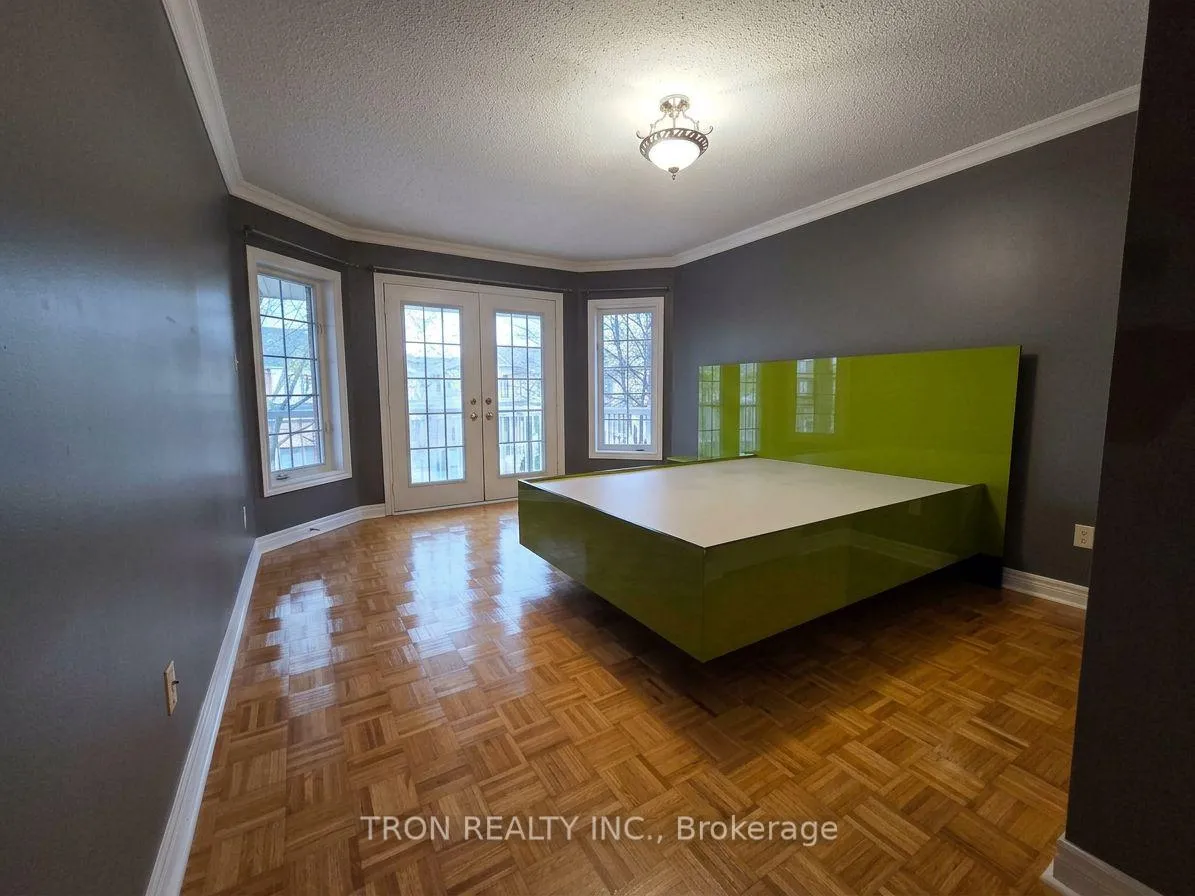 Photo 21 of 32 Arundel Drive, Vaughan, Vellore Village — HOMEH