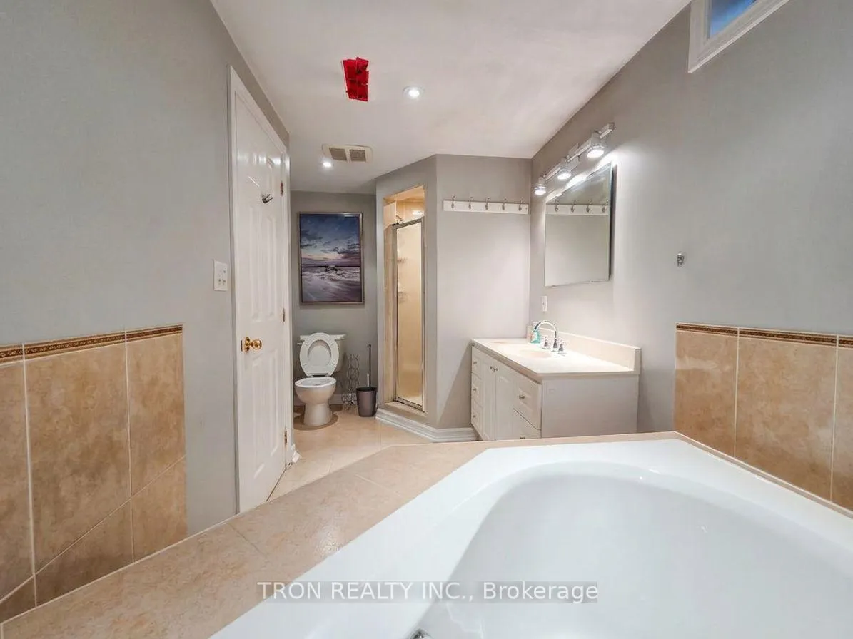 Photo 25 of 32 Arundel Drive, Vaughan, Vellore Village — HOMEH