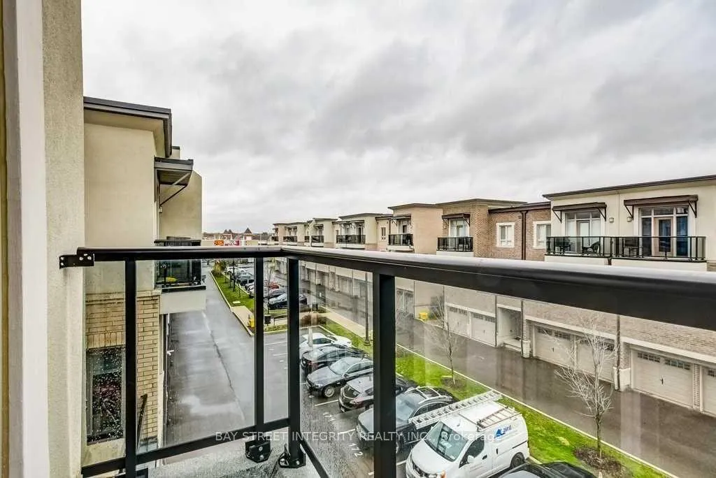 Photo 15 of Unit 15, 9601 Jane Street, Vaughan, Maple — HOMEH