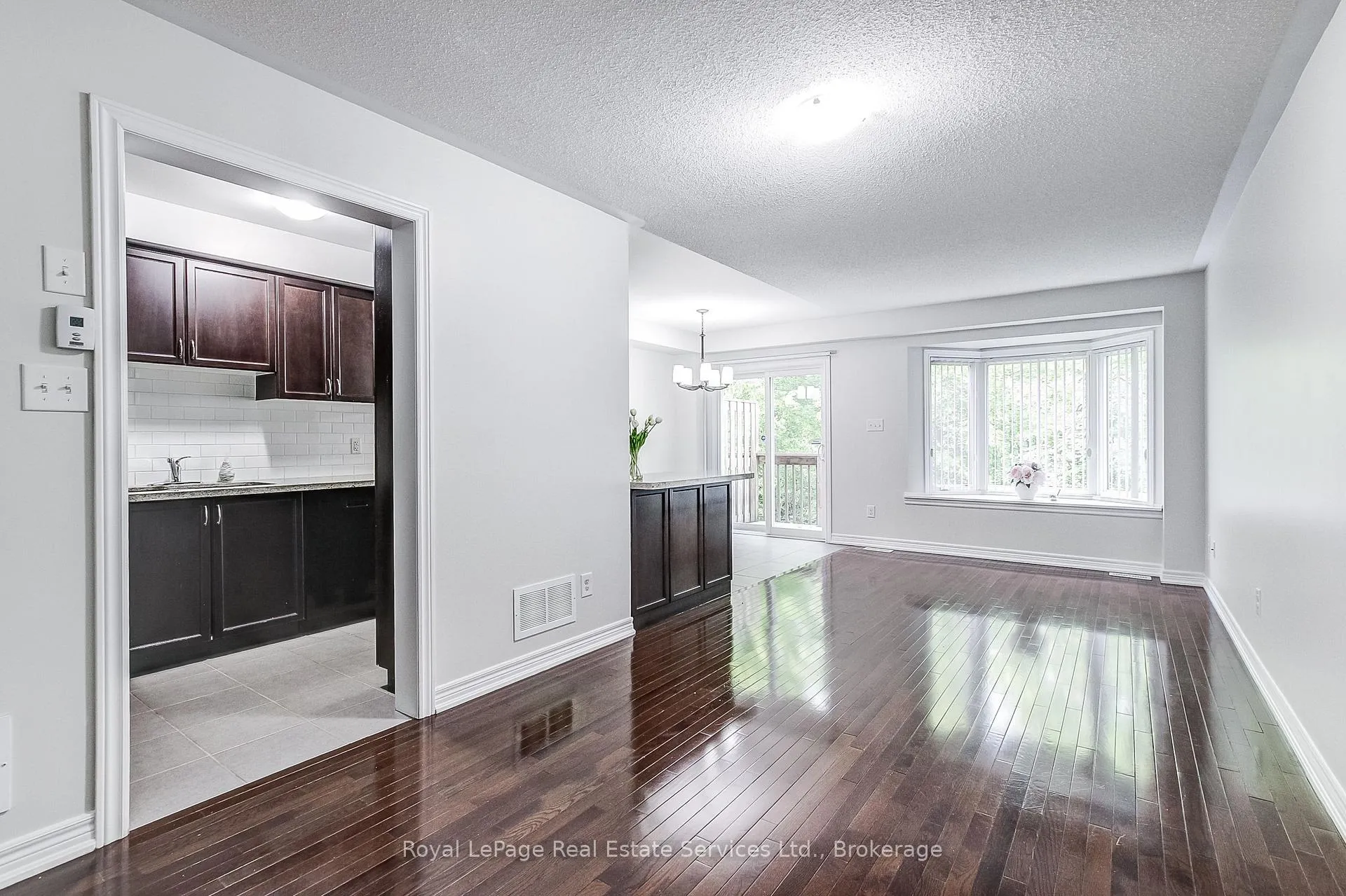 Photo 44 of Unit 22, 233 Duskywing Way, Oakville, Bronte — HOMEH
