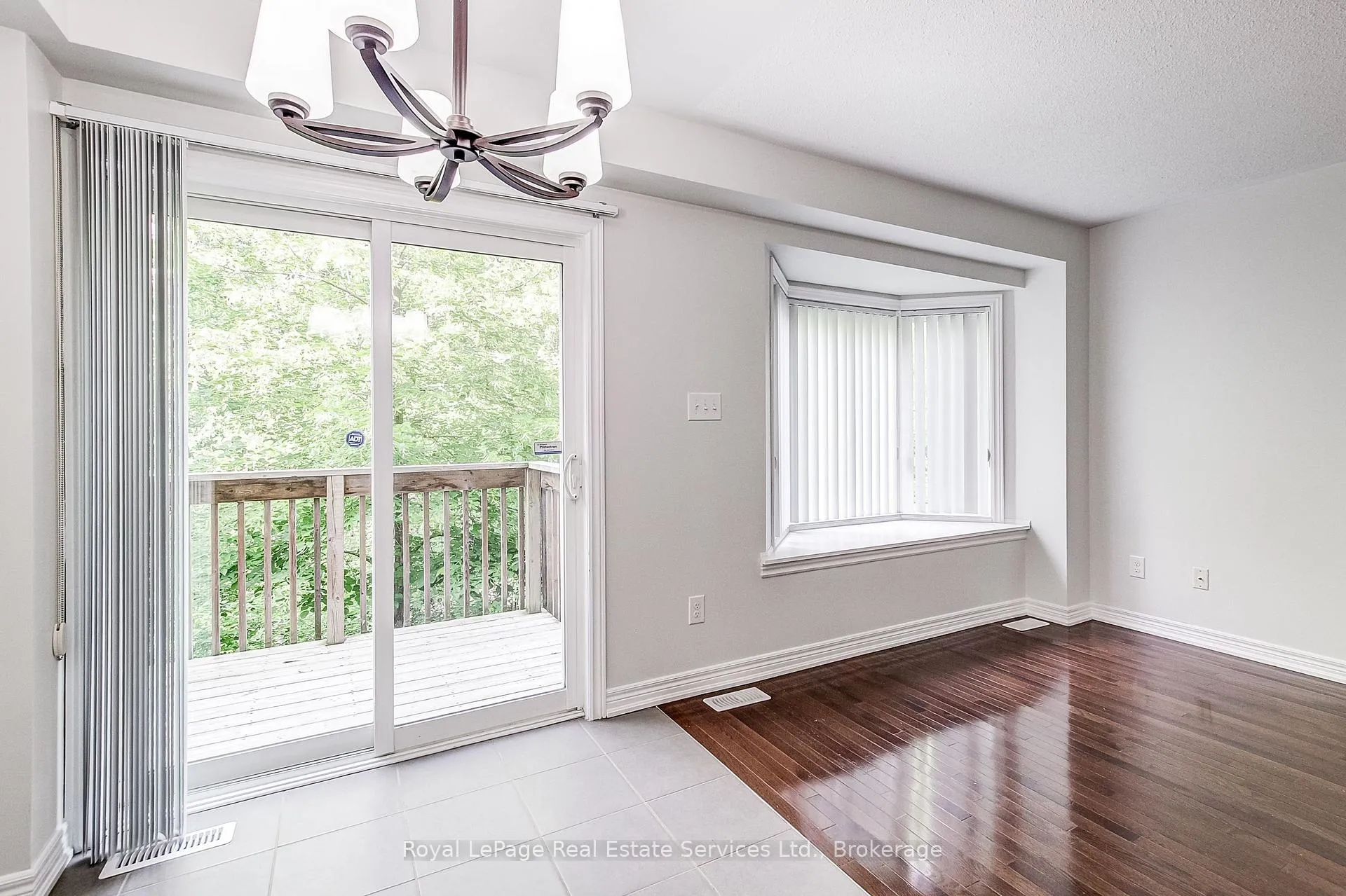 Photo 12 of Unit 22, 233 Duskywing Way, Oakville, Bronte — HOMEH