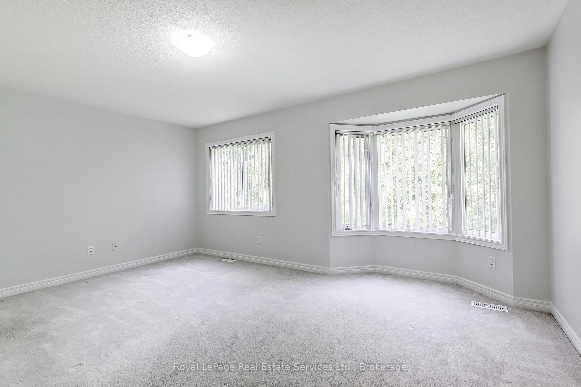 Photo 24 of Unit 22, 233 Duskywing Way, Oakville, Bronte — HOMEH