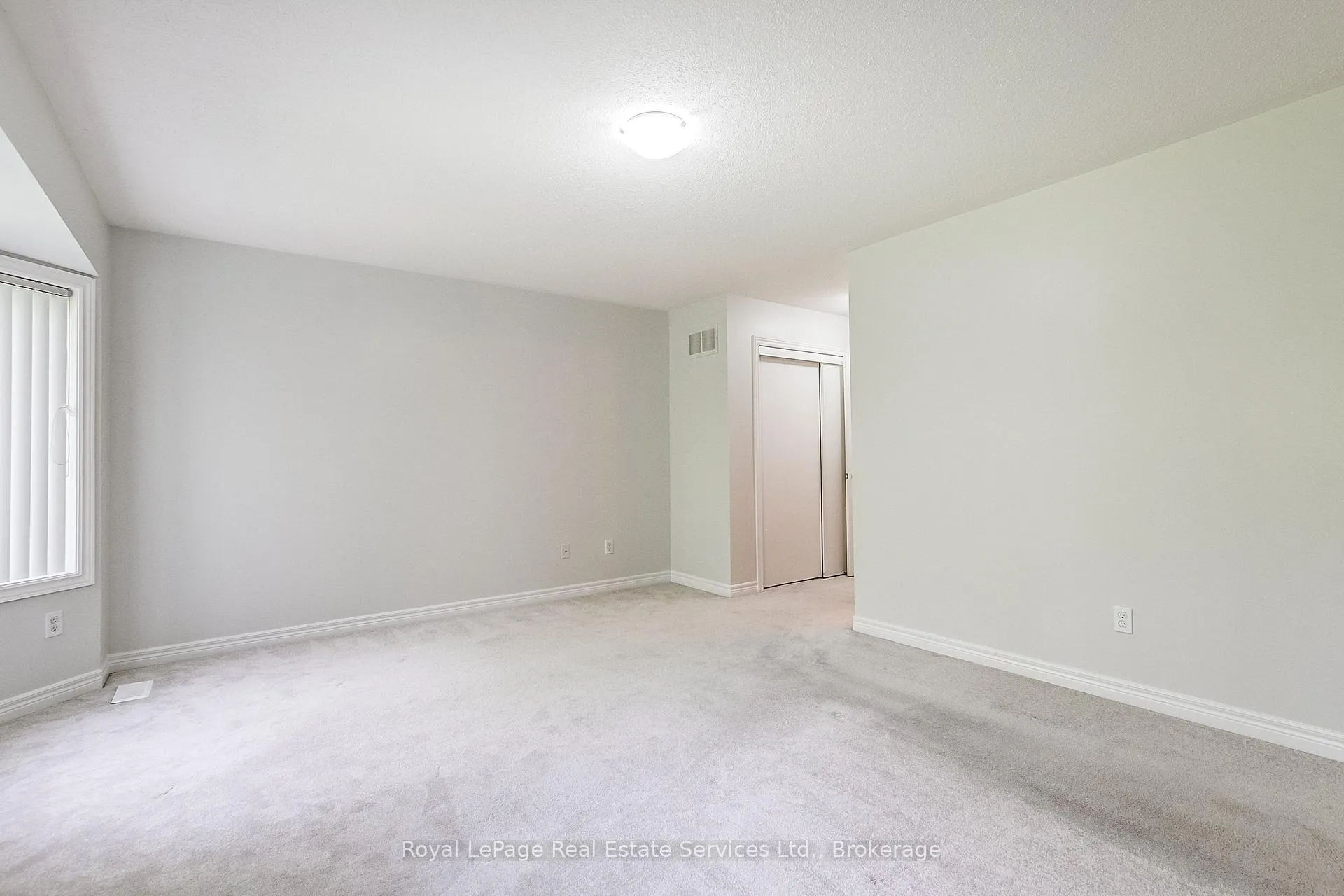 Photo 26 of Unit 22, 233 Duskywing Way, Oakville, Bronte — HOMEH
