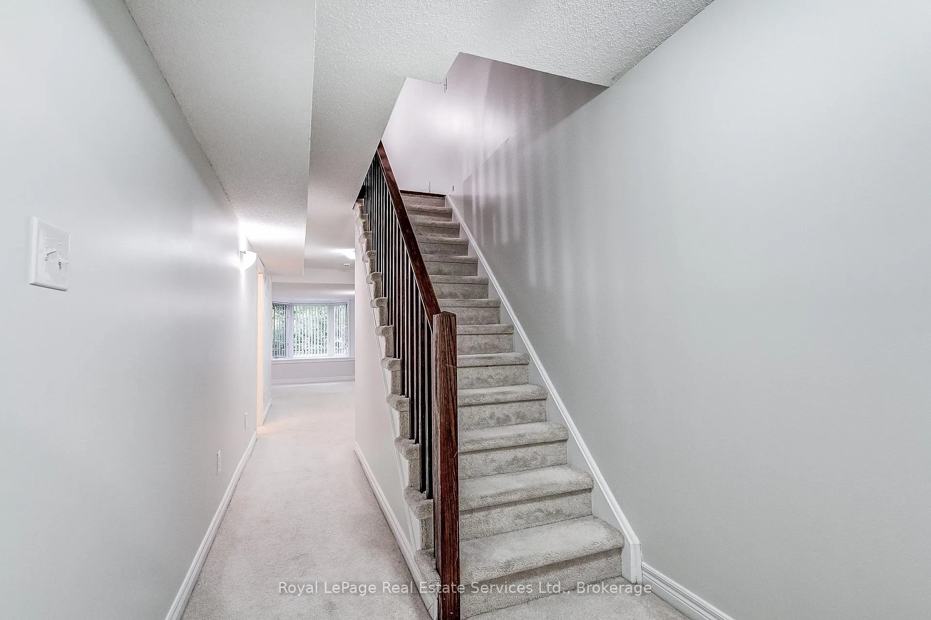 Photo 34 of Unit 22, 233 Duskywing Way, Oakville, Bronte — HOMEH