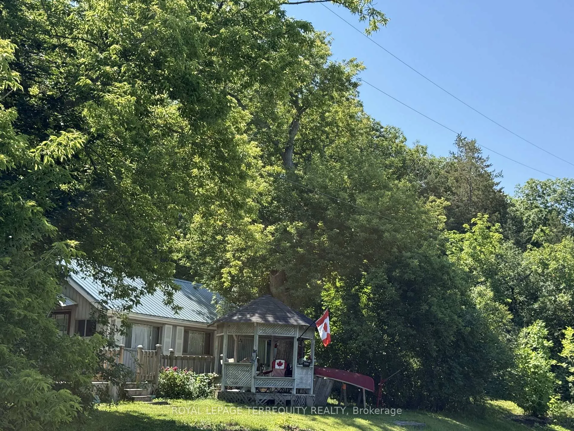 Front of 675 Haigs Reach Rd