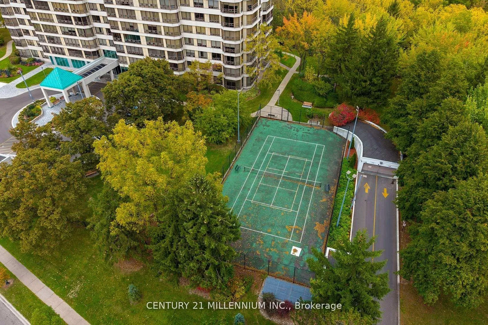 Photo 38 of Unit 703, 330 Mill Street S, Brampton, Brampton South — HOMEH