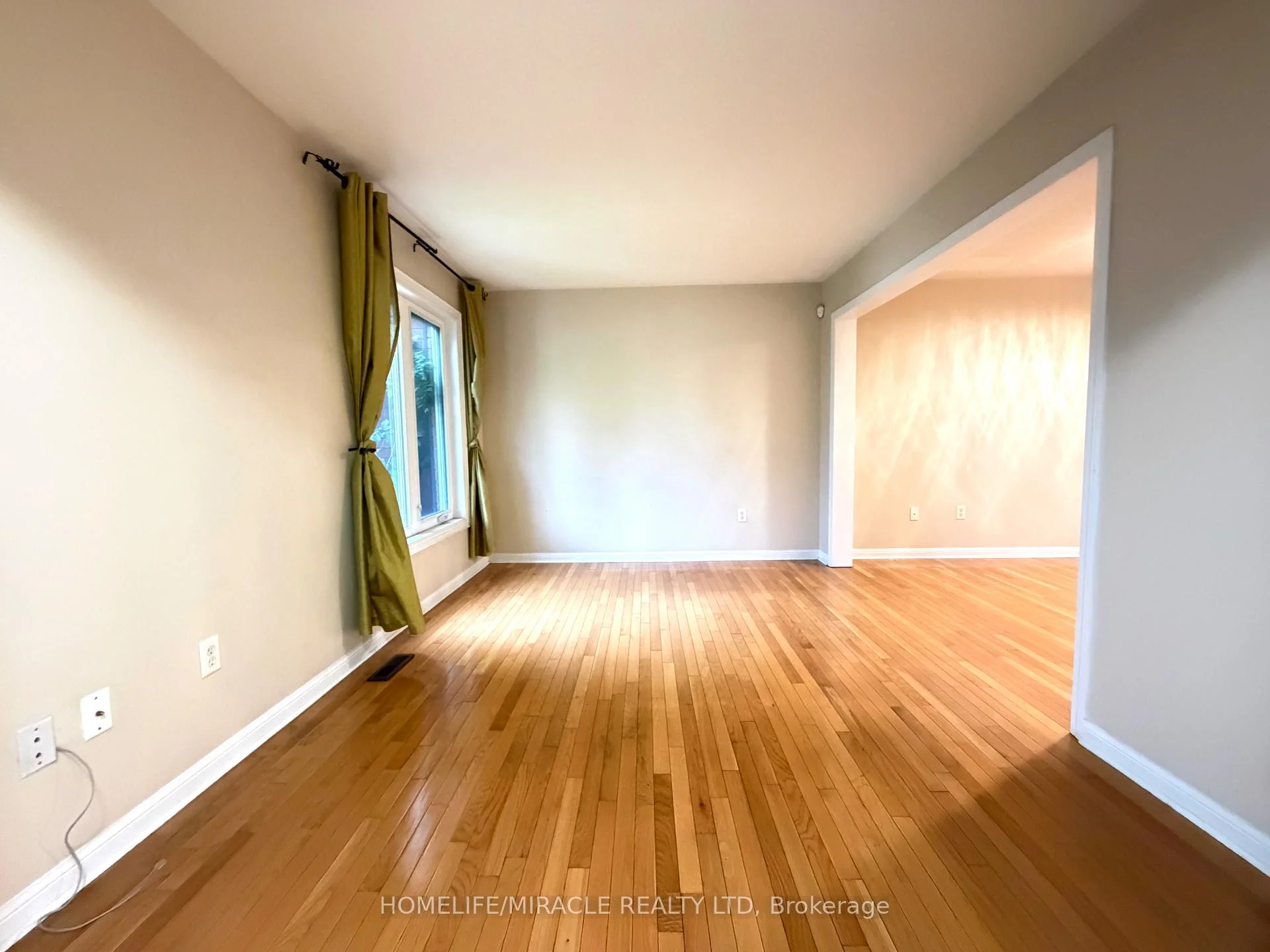 Photo 5 of Unit Upper, 2153 Morningside Avenue, Scarborough, Rouge — HOMEH
