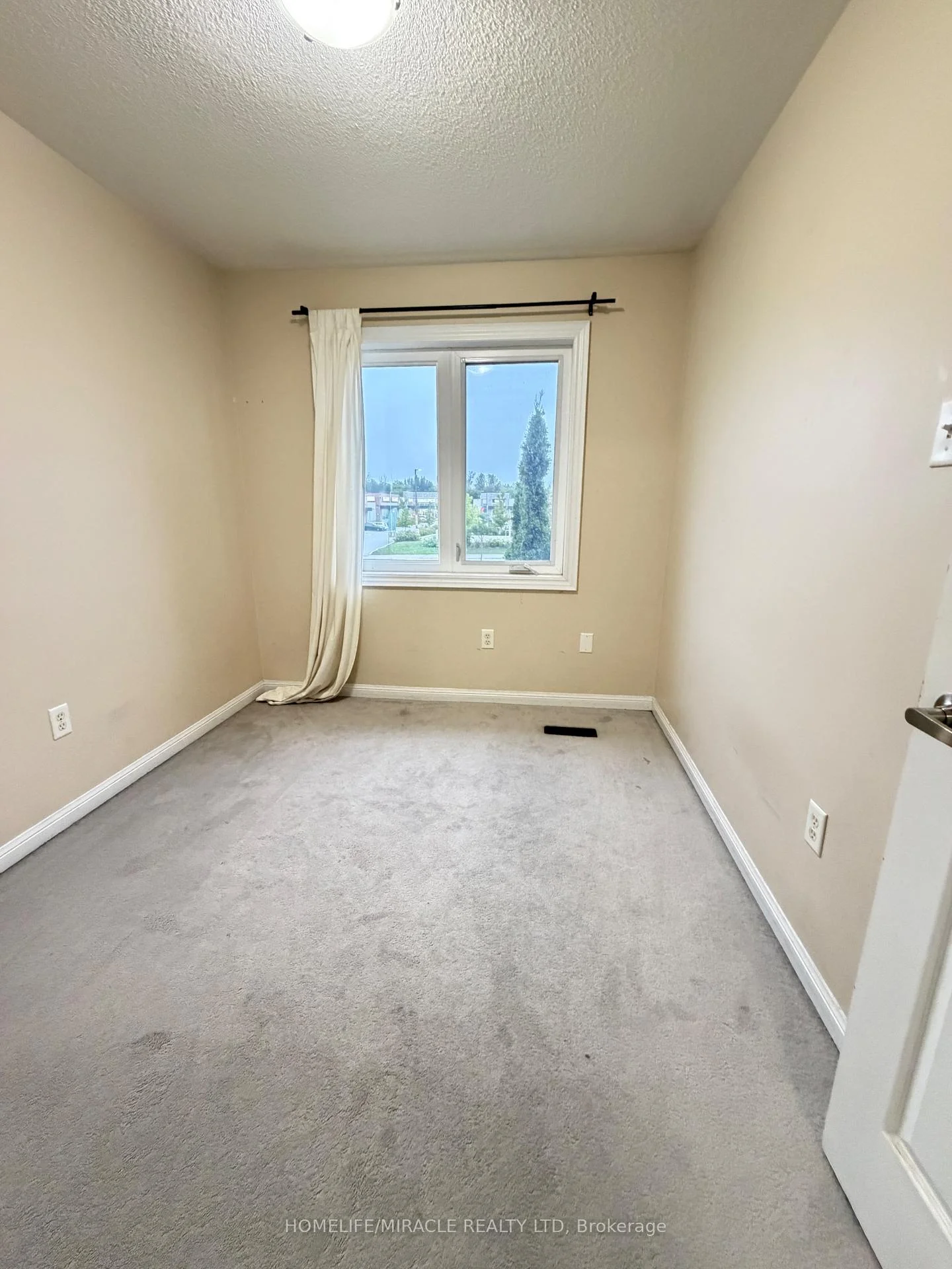 Photo 16 of Unit Upper, 2153 Morningside Avenue, Scarborough, Rouge — HOMEH