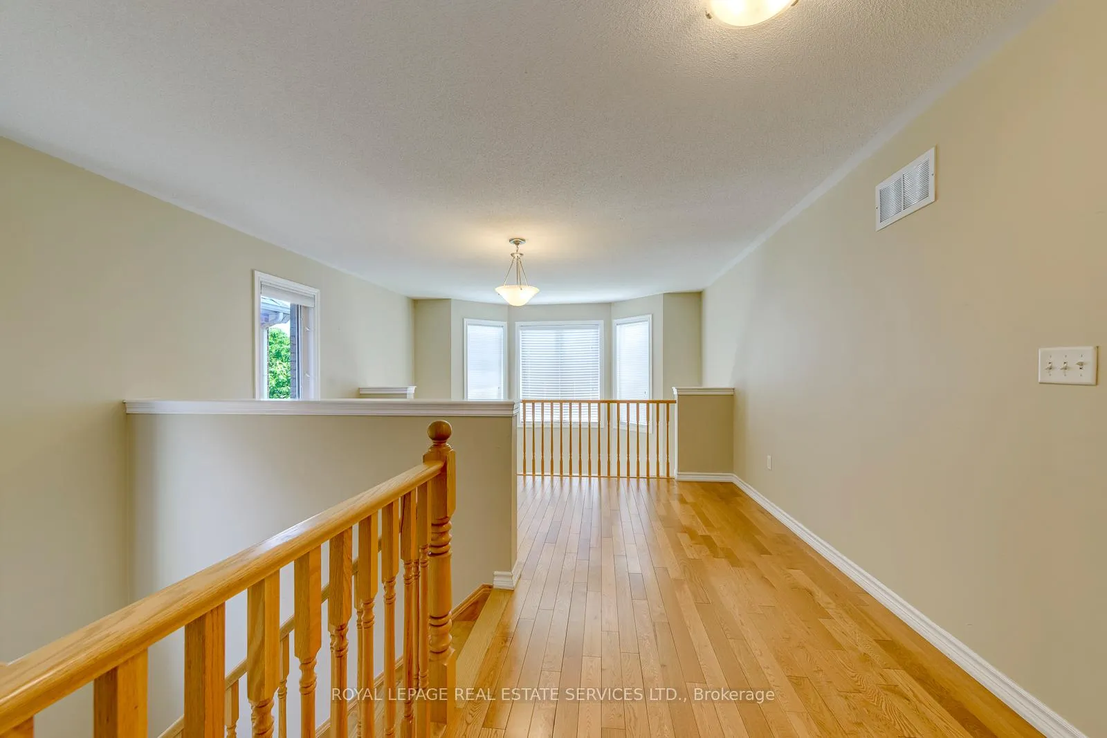 Photo 22 of 9 Barnstone Drive, Markham, Wismer — HOMEH