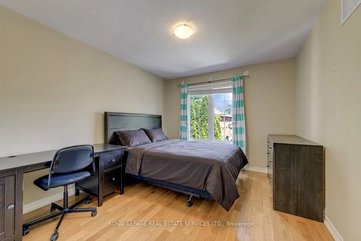 Photo 37 of 9 Barnstone Drive, Markham, Wismer — HOMEH