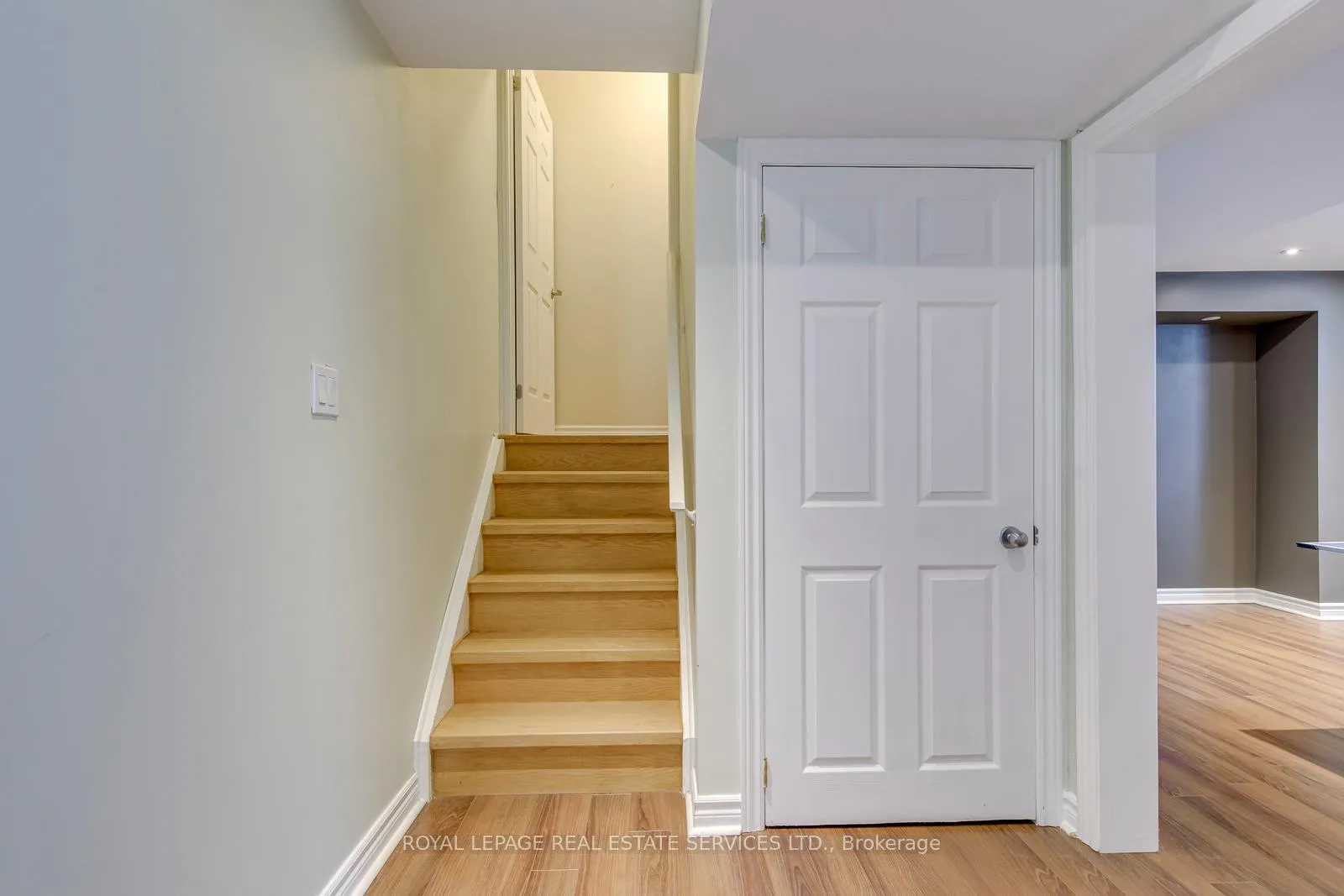 Photo 40 of 9 Barnstone Drive, Markham, Wismer — HOMEH