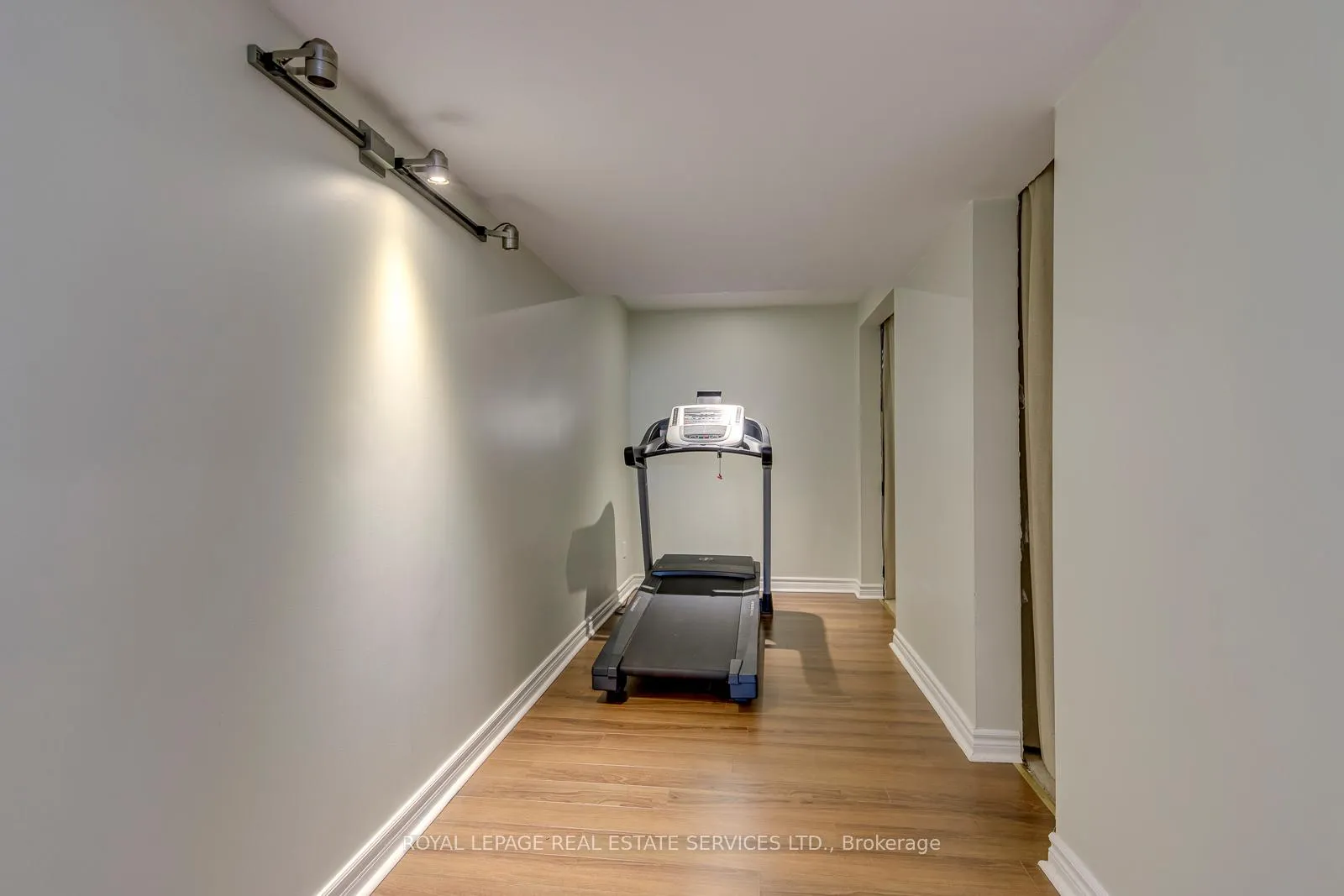 Photo 43 of 9 Barnstone Drive, Markham, Wismer — HOMEH