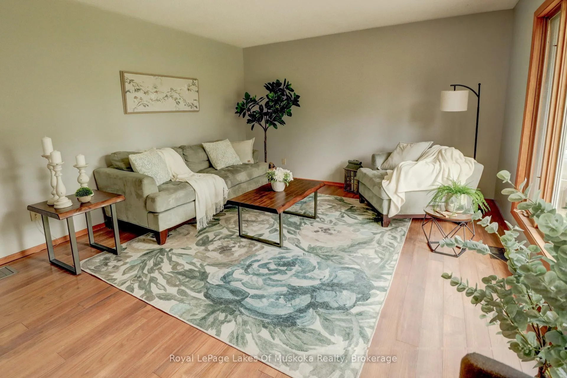 Photo 3 of 2 Quirt Crescent, Sundridge — HOMEH