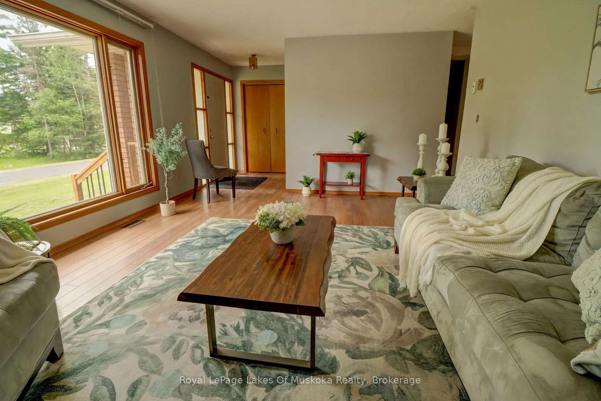 Photo 5 of 2 Quirt Crescent, Sundridge — HOMEH