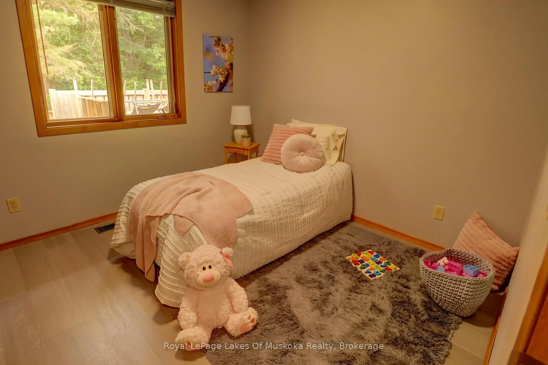 Photo 19 of 2 Quirt Crescent, Sundridge — HOMEH